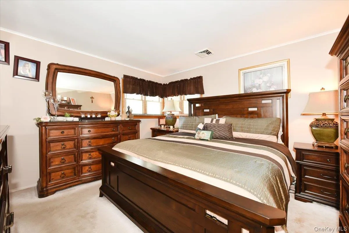 283 Gates Avenue, Babylon, NY, 3 Bedrooms Bedrooms, 7 Rooms Rooms,2 BathroomsBathrooms,Residential,For Rent,Gates,0,1048753 283 Gates Avenue, Babylon, NY, 3 Bedrooms Bedrooms, 7 Rooms Rooms,2 BathroomsBathrooms,Residential,For Rent,Gates,0,1048753