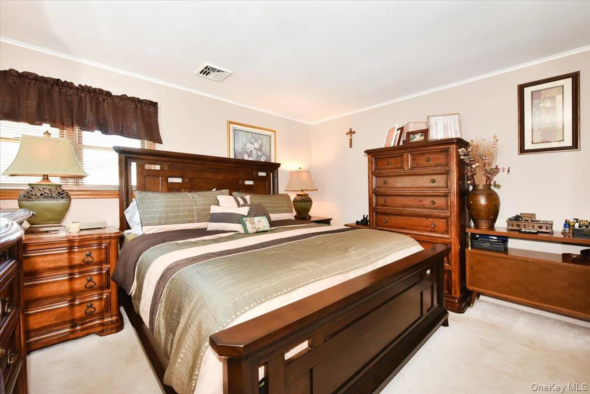 283 Gates Avenue, Babylon, NY, 3 Bedrooms Bedrooms, 7 Rooms Rooms,2 BathroomsBathrooms,Residential,For Rent,Gates,0,1048753 283 Gates Avenue, Babylon, NY, 3 Bedrooms Bedrooms, 7 Rooms Rooms,2 BathroomsBathrooms,Residential,For Rent,Gates,0,1048753