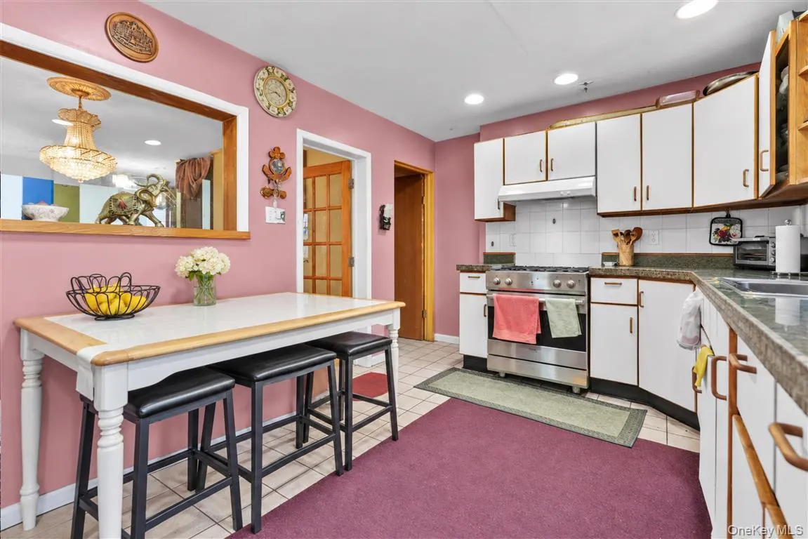 85-20 131st Street, New York, NY, 3 Bedrooms Bedrooms, 6 Rooms Rooms,2 BathroomsBathrooms,Residential,For Rent,131st,0,1048758 85-20 131st Street, New York, NY, 3 Bedrooms Bedrooms, 6 Rooms Rooms,2 BathroomsBathrooms,Residential,For Rent,131st,0,1048758