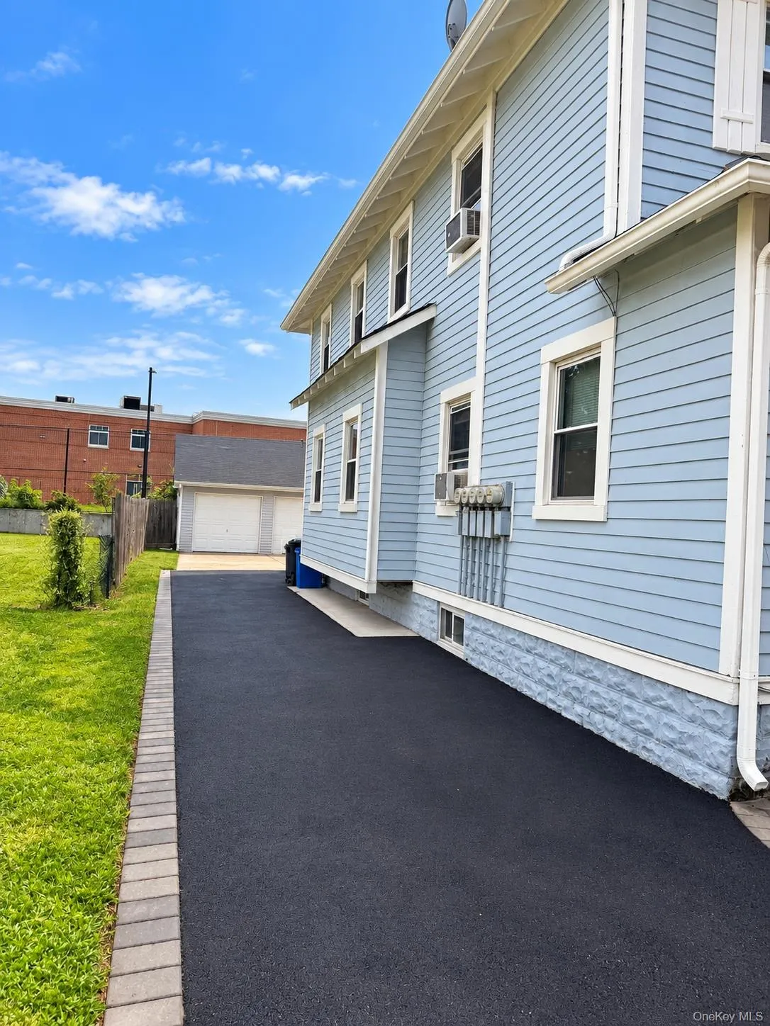 38 Carpenter Avenue, Hempstead, NY, 1 Bedroom Bedrooms, 3 Rooms Rooms,1 BathroomBathrooms,Residential Lease,For Rent,Carpenter,0,1048765 38 Carpenter Avenue, Hempstead, NY, 1 Bedroom Bedrooms, 3 Rooms Rooms,1 BathroomBathrooms,Residential Lease,For Rent,Carpenter,0,1048765