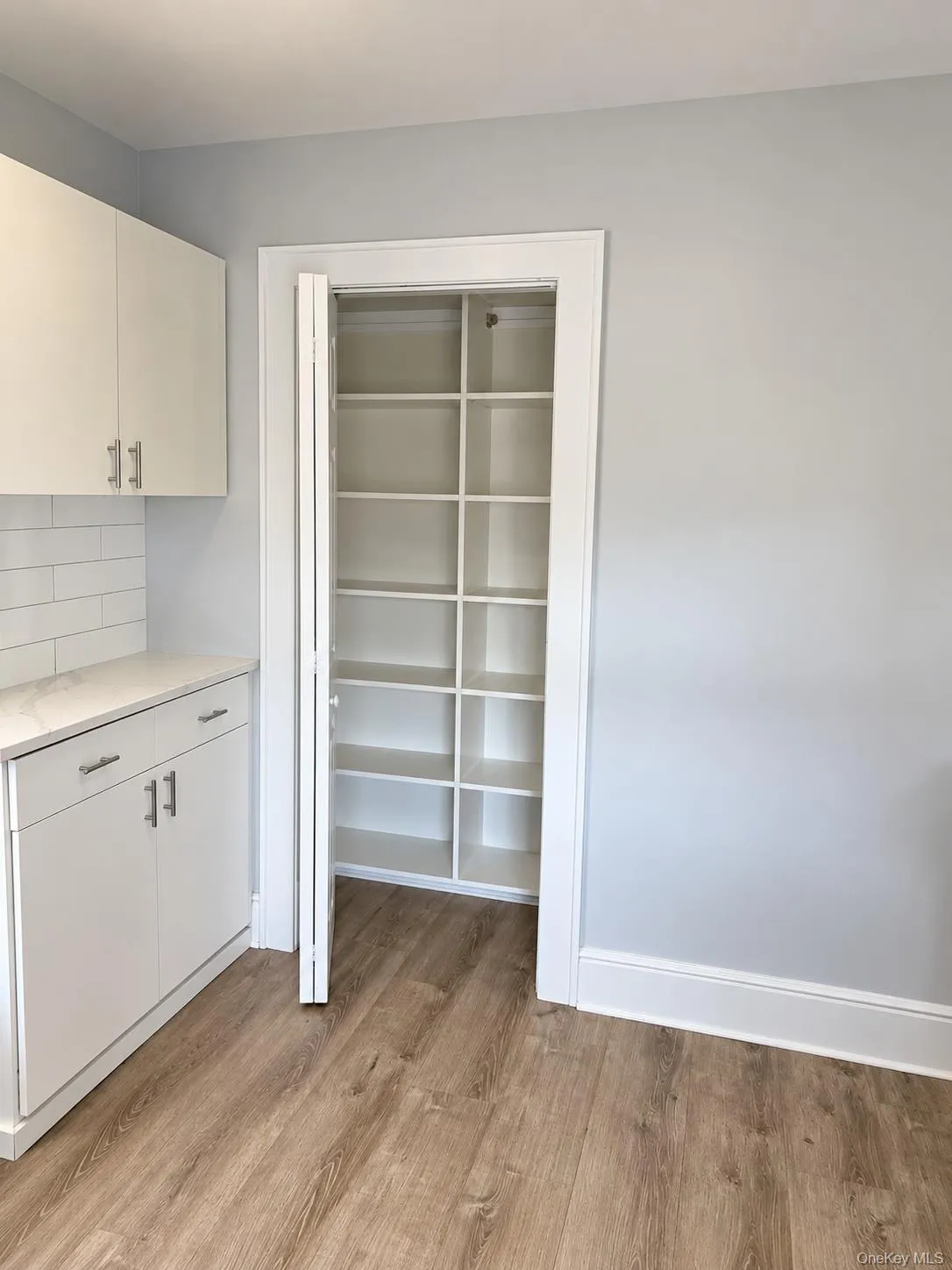 38 Carpenter Avenue, Hempstead, NY, 1 Bedroom Bedrooms, 3 Rooms Rooms,1 BathroomBathrooms,Residential Lease,For Rent,Carpenter,0,1048765 38 Carpenter Avenue, Hempstead, NY, 1 Bedroom Bedrooms, 3 Rooms Rooms,1 BathroomBathrooms,Residential Lease,For Rent,Carpenter,0,1048765