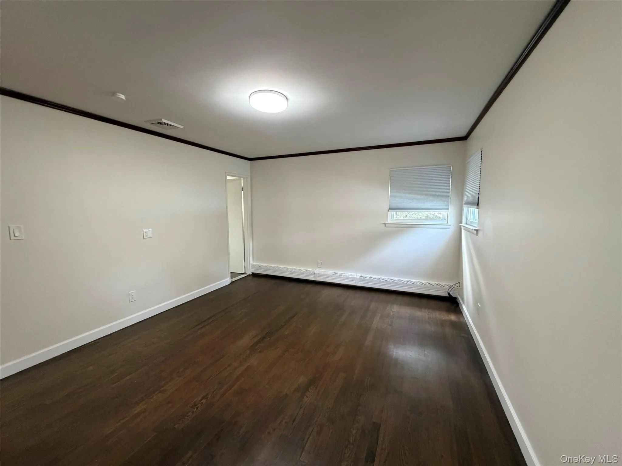 53 Longworth Avenue, Huntington, NY, 3 Bedrooms Bedrooms, 6 Rooms Rooms,1 BathroomBathrooms,Residential Lease,For Rent,Longworth,0,1048768 53 Longworth Avenue, Huntington, NY, 3 Bedrooms Bedrooms, 6 Rooms Rooms,1 BathroomBathrooms,Residential Lease,For Rent,Longworth,0,1048768