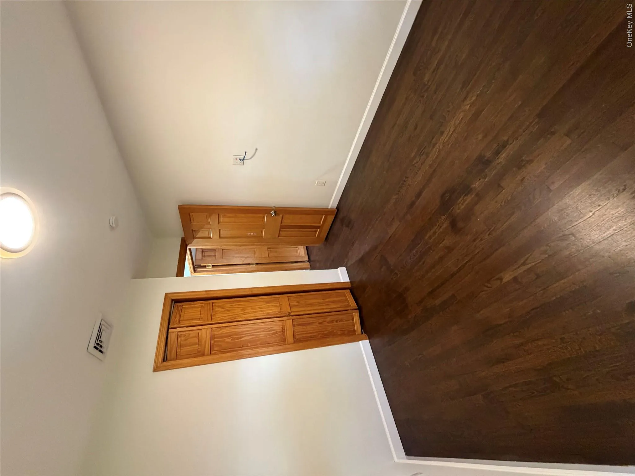 53 Longworth Avenue, Huntington, NY, 3 Bedrooms Bedrooms, 6 Rooms Rooms,1 BathroomBathrooms,Residential Lease,For Rent,Longworth,0,1048768 53 Longworth Avenue, Huntington, NY, 3 Bedrooms Bedrooms, 6 Rooms Rooms,1 BathroomBathrooms,Residential Lease,For Rent,Longworth,0,1048768