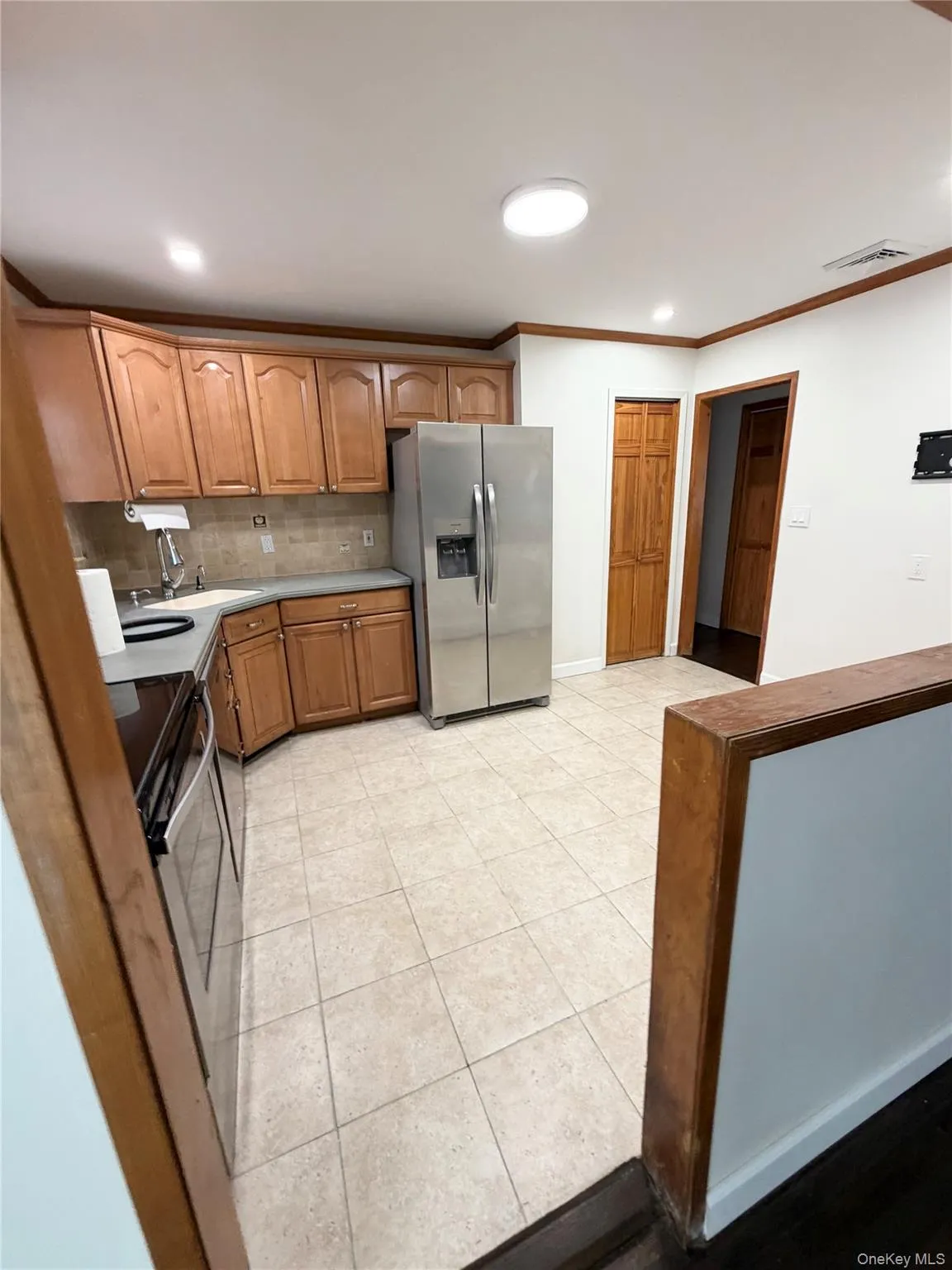 53 Longworth Avenue, Huntington, NY, 3 Bedrooms Bedrooms, 6 Rooms Rooms,1 BathroomBathrooms,Residential Lease,For Rent,Longworth,0,1048768 53 Longworth Avenue, Huntington, NY, 3 Bedrooms Bedrooms, 6 Rooms Rooms,1 BathroomBathrooms,Residential Lease,For Rent,Longworth,0,1048768