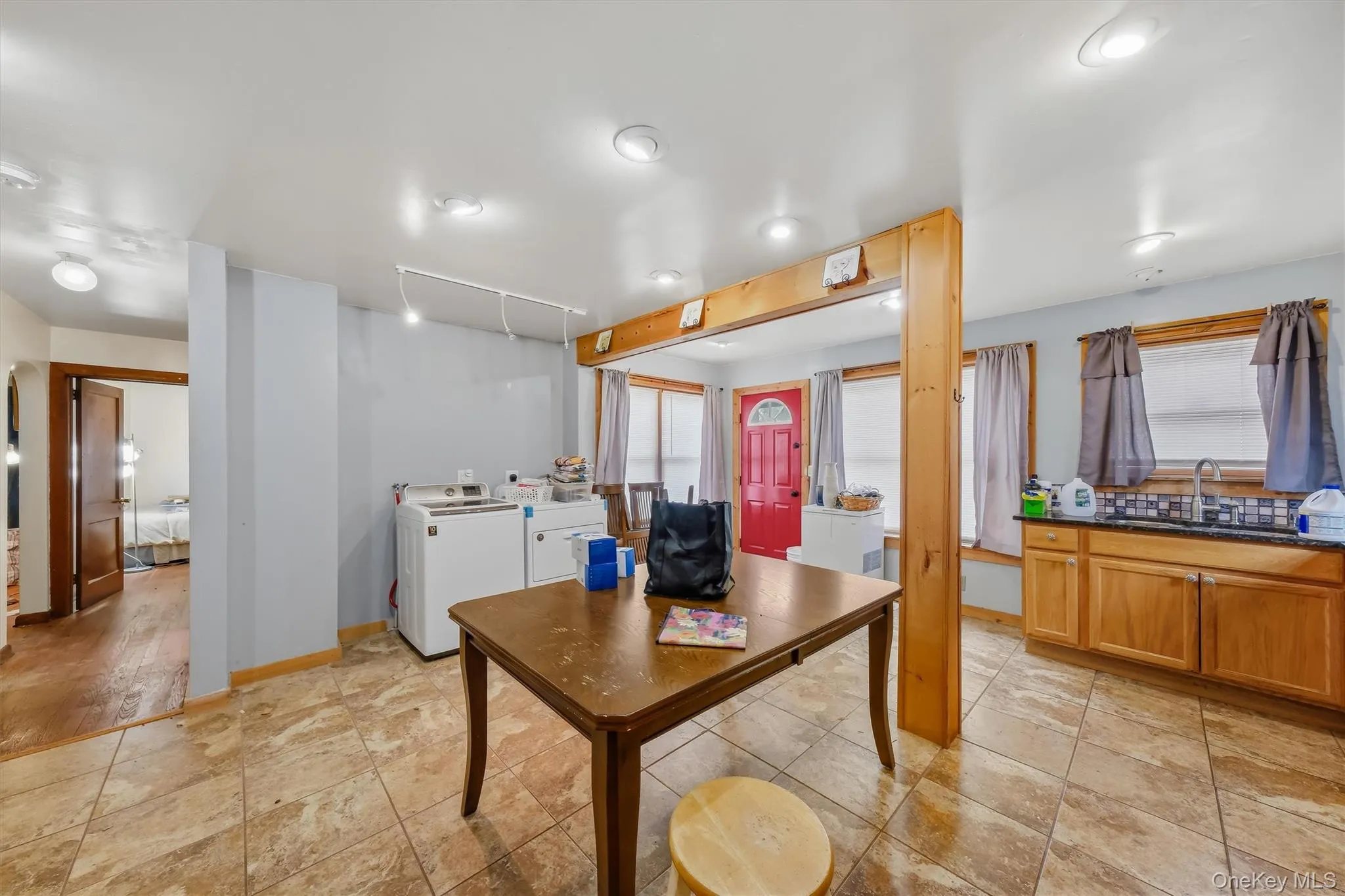 4 Garrett Place, Poughkeepsie, NY, 3 Bedrooms Bedrooms, 6 Rooms Rooms,2 BathroomsBathrooms,Residential,For Rent,Garrett,0,1048770 4 Garrett Place, Poughkeepsie, NY, 3 Bedrooms Bedrooms, 6 Rooms Rooms,2 BathroomsBathrooms,Residential,For Rent,Garrett,0,1048770