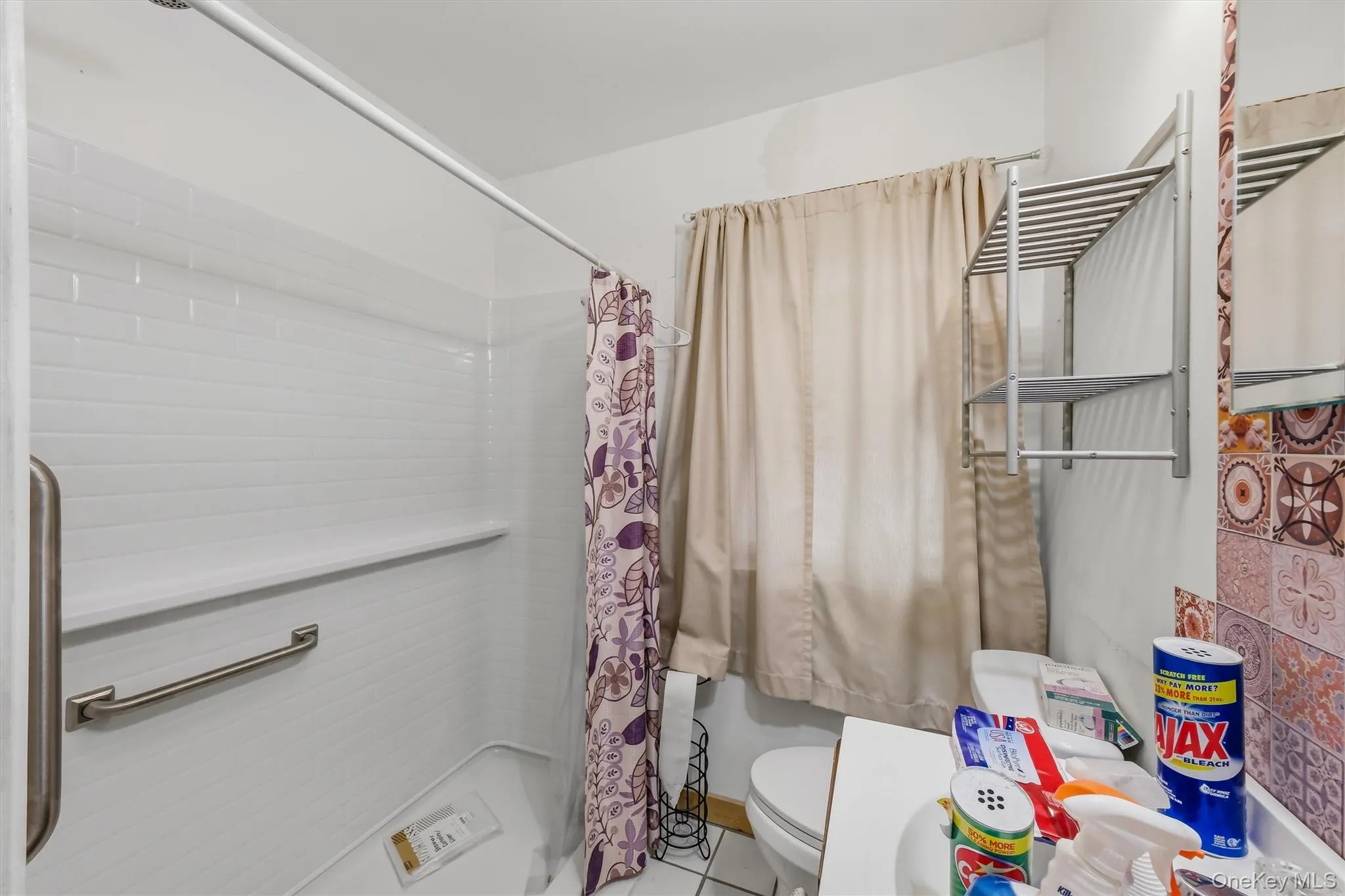 4 Garrett Place, Poughkeepsie, NY, 3 Bedrooms Bedrooms, 6 Rooms Rooms,2 BathroomsBathrooms,Residential,For Rent,Garrett,0,1048770 4 Garrett Place, Poughkeepsie, NY, 3 Bedrooms Bedrooms, 6 Rooms Rooms,2 BathroomsBathrooms,Residential,For Rent,Garrett,0,1048770