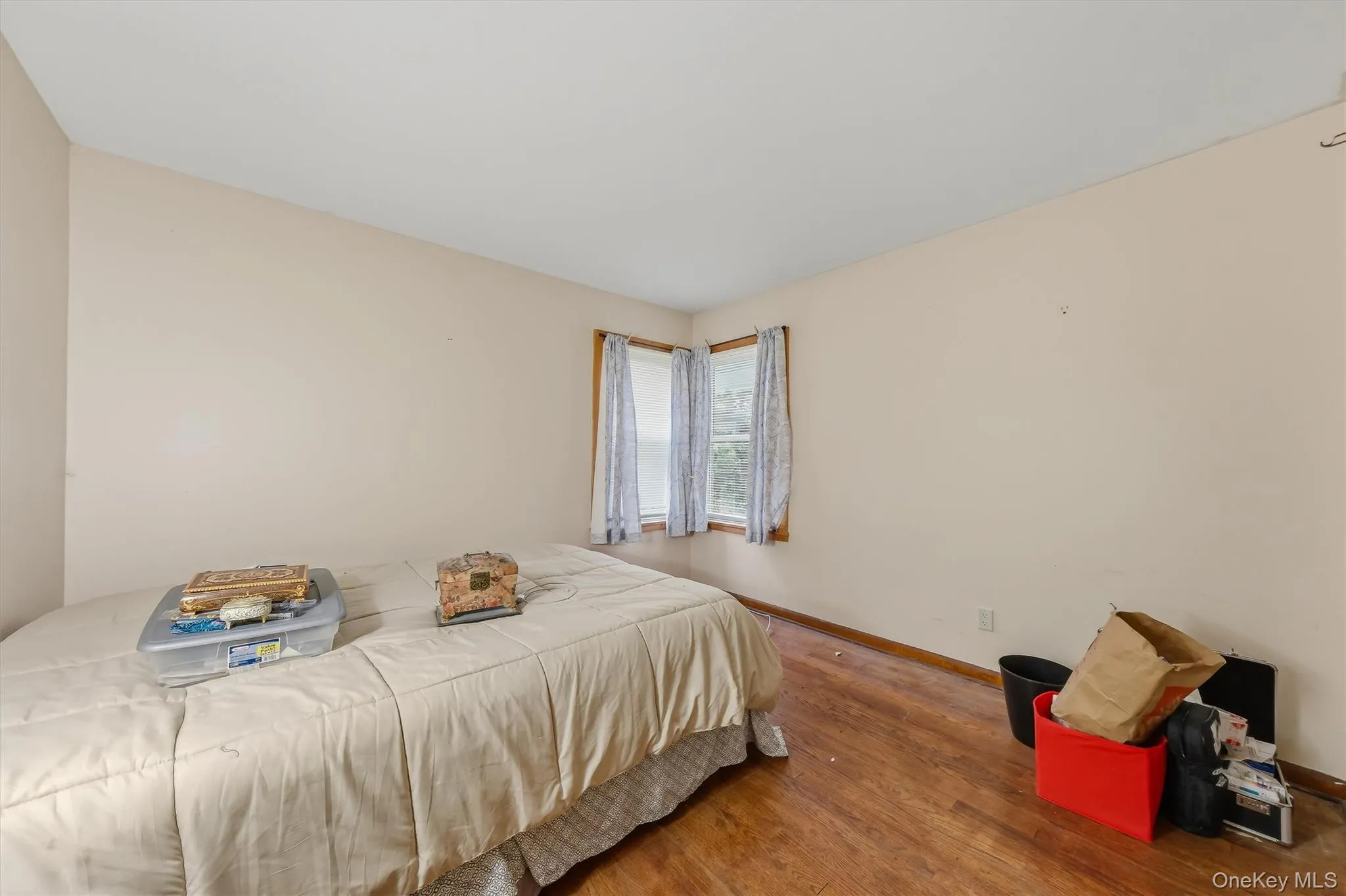 4 Garrett Place, Poughkeepsie, NY, 3 Bedrooms Bedrooms, 6 Rooms Rooms,2 BathroomsBathrooms,Residential,For Rent,Garrett,0,1048770 4 Garrett Place, Poughkeepsie, NY, 3 Bedrooms Bedrooms, 6 Rooms Rooms,2 BathroomsBathrooms,Residential,For Rent,Garrett,0,1048770