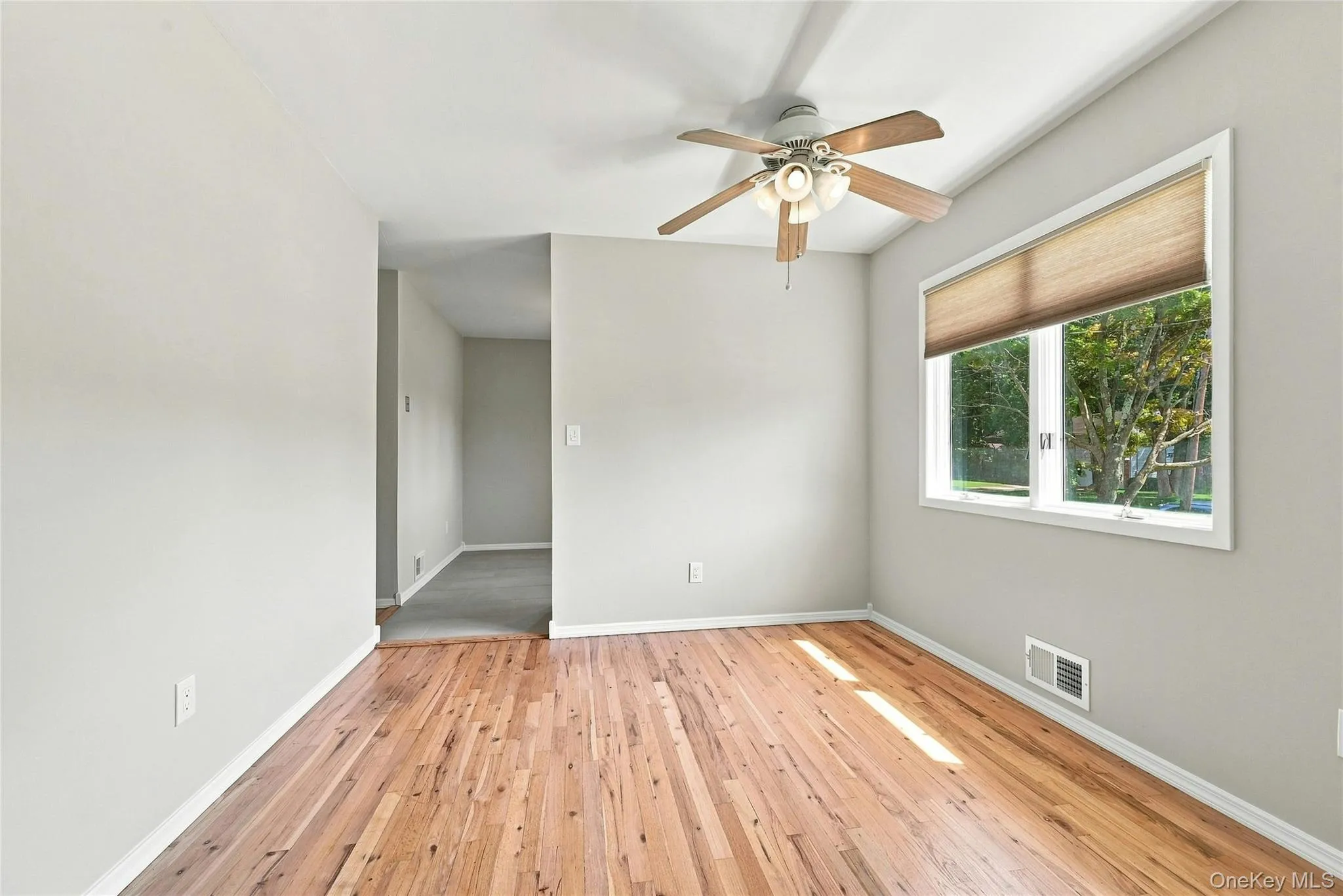 79 39th Street, Islip, NY, 3 Bedrooms Bedrooms, 7 Rooms Rooms,2 BathroomsBathrooms,Residential,For Rent,39th,0,1048776 79 39th Street, Islip, NY, 3 Bedrooms Bedrooms, 7 Rooms Rooms,2 BathroomsBathrooms,Residential,For Rent,39th,0,1048776
