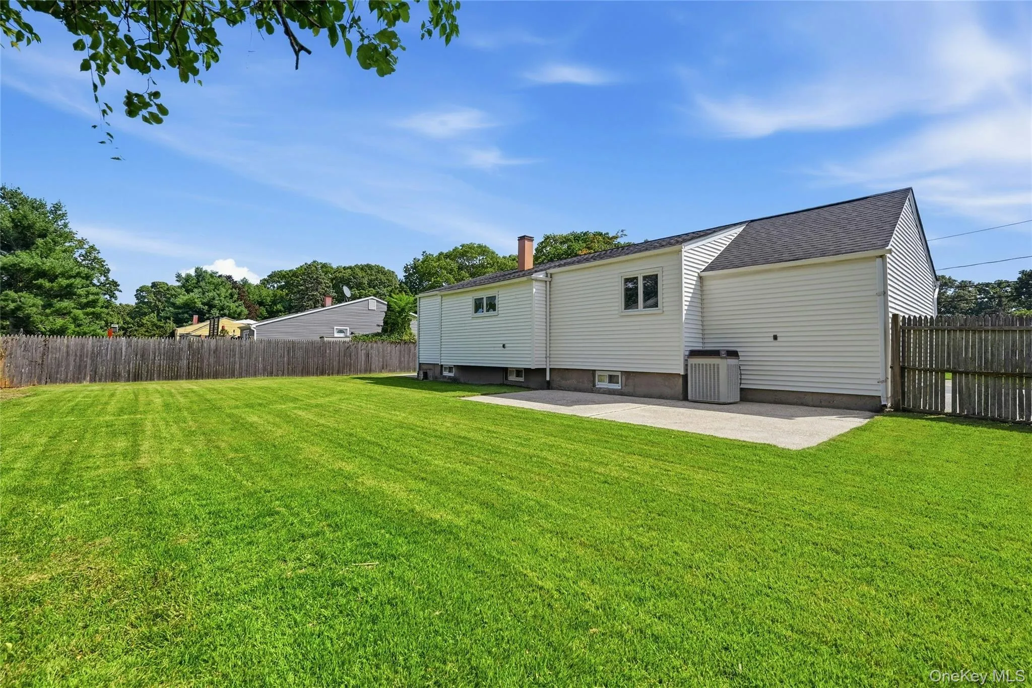 79 39th Street, Islip, NY, 3 Bedrooms Bedrooms, 7 Rooms Rooms,2 BathroomsBathrooms,Residential,For Rent,39th,0,1048776 79 39th Street, Islip, NY, 3 Bedrooms Bedrooms, 7 Rooms Rooms,2 BathroomsBathrooms,Residential,For Rent,39th,0,1048776