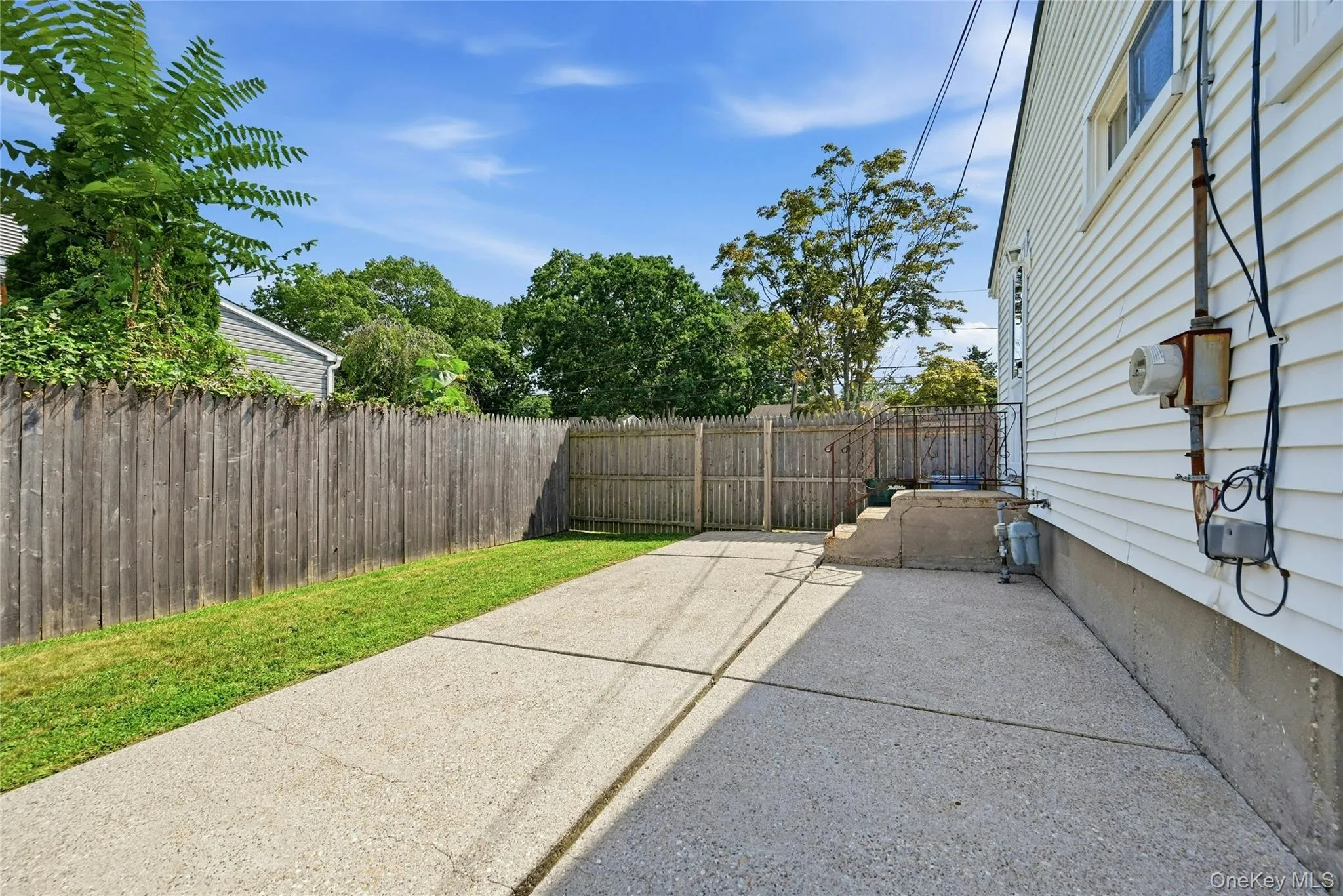 79 39th Street, Islip, NY, 3 Bedrooms Bedrooms, 7 Rooms Rooms,2 BathroomsBathrooms,Residential,For Rent,39th,0,1048776 79 39th Street, Islip, NY, 3 Bedrooms Bedrooms, 7 Rooms Rooms,2 BathroomsBathrooms,Residential,For Rent,39th,0,1048776