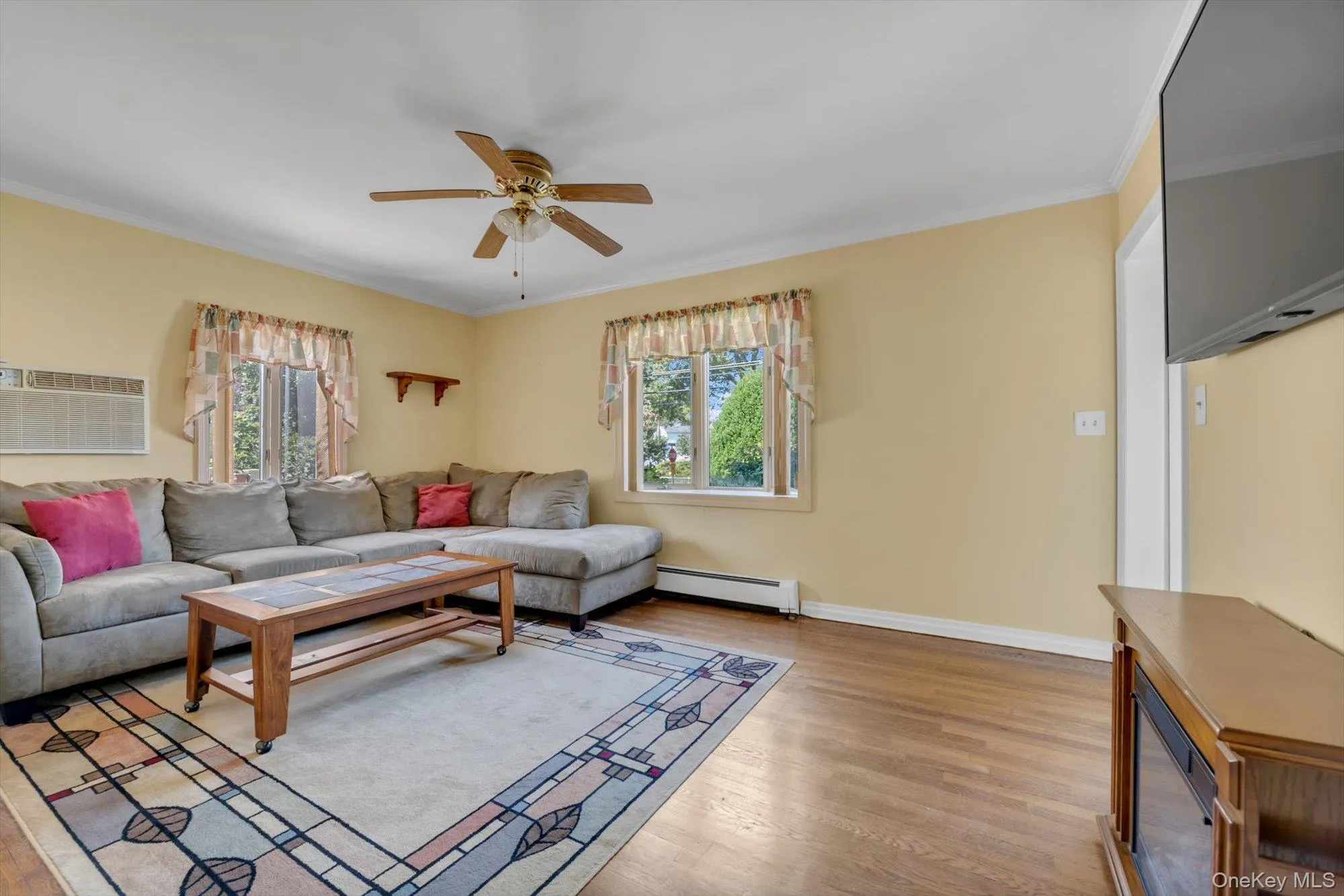 54 Sullivan Road, Oyster Bay, NY, 3 Bedrooms Bedrooms, 6 Rooms Rooms,3 BathroomsBathrooms,Residential,For Rent,Sullivan,0,1048788 54 Sullivan Road, Oyster Bay, NY, 3 Bedrooms Bedrooms, 6 Rooms Rooms,3 BathroomsBathrooms,Residential,For Rent,Sullivan,0,1048788