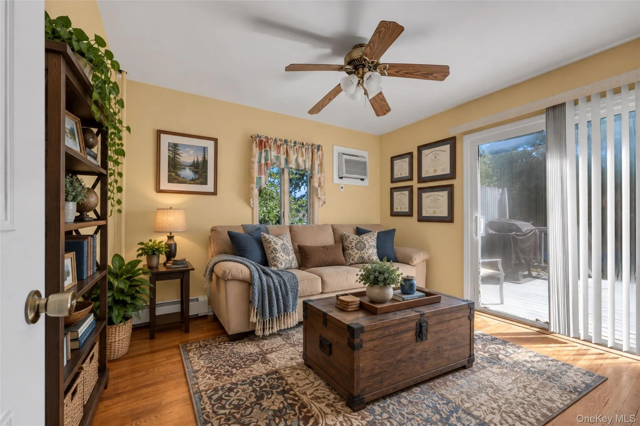54 Sullivan Road, Oyster Bay, NY, 3 Bedrooms Bedrooms, 6 Rooms Rooms,3 BathroomsBathrooms,Residential,For Rent,Sullivan,0,1048788 54 Sullivan Road, Oyster Bay, NY, 3 Bedrooms Bedrooms, 6 Rooms Rooms,3 BathroomsBathrooms,Residential,For Rent,Sullivan,0,1048788