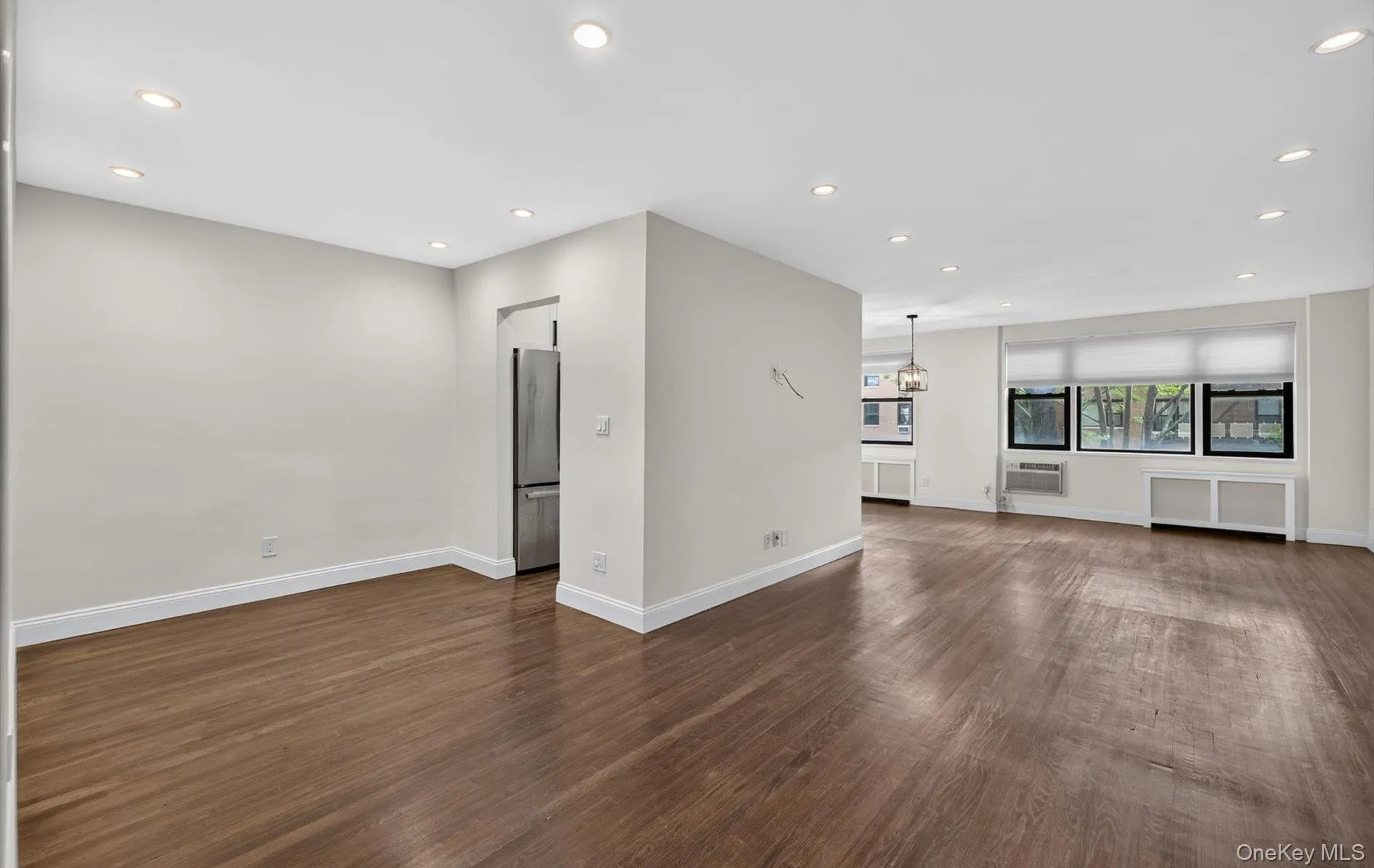 4 Birchwood Court, North Hempstead, NY, 1 Bedroom Bedrooms, 5 Rooms Rooms,1 BathroomBathrooms,Residential,For Rent,Birchwood,0,1048796 4 Birchwood Court, North Hempstead, NY, 1 Bedroom Bedrooms, 5 Rooms Rooms,1 BathroomBathrooms,Residential,For Rent,Birchwood,0,1048796