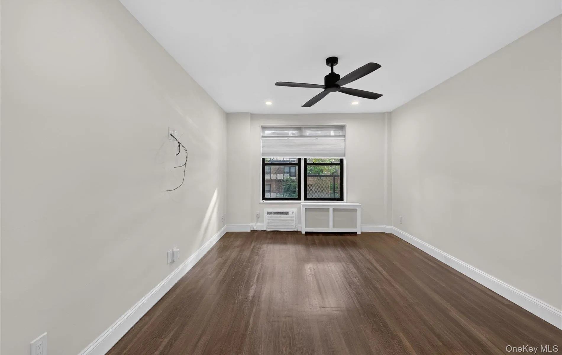 4 Birchwood Court, North Hempstead, NY, 1 Bedroom Bedrooms, 5 Rooms Rooms,1 BathroomBathrooms,Residential,For Rent,Birchwood,0,1048796 4 Birchwood Court, North Hempstead, NY, 1 Bedroom Bedrooms, 5 Rooms Rooms,1 BathroomBathrooms,Residential,For Rent,Birchwood,0,1048796