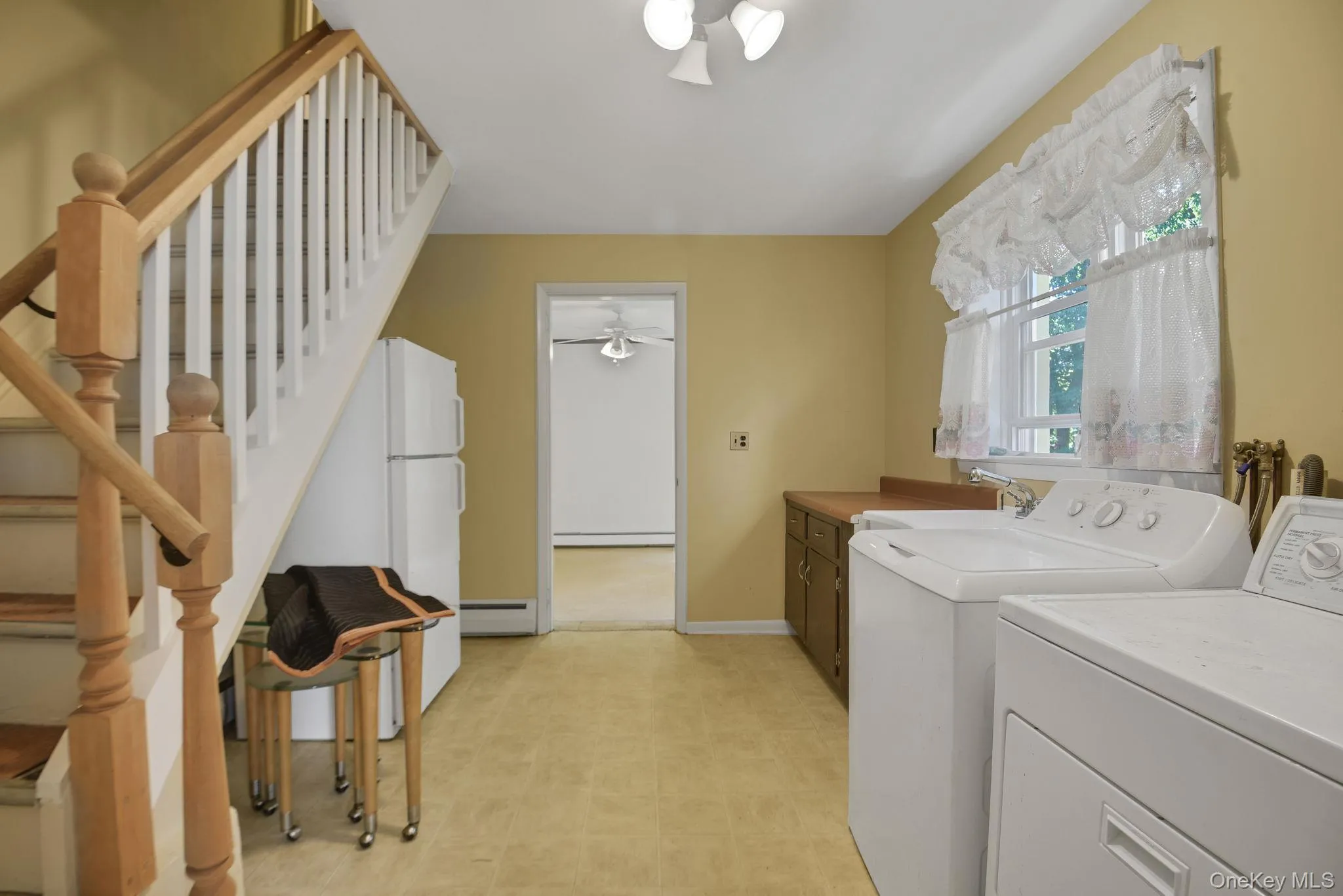 6 Arbutus Street, Putnam Valley, NY, 3 Bedrooms Bedrooms, 11 Rooms Rooms,2 BathroomsBathrooms,Residential,For Rent,Arbutus,0,1048801 6 Arbutus Street, Putnam Valley, NY, 3 Bedrooms Bedrooms, 11 Rooms Rooms,2 BathroomsBathrooms,Residential,For Rent,Arbutus,0,1048801