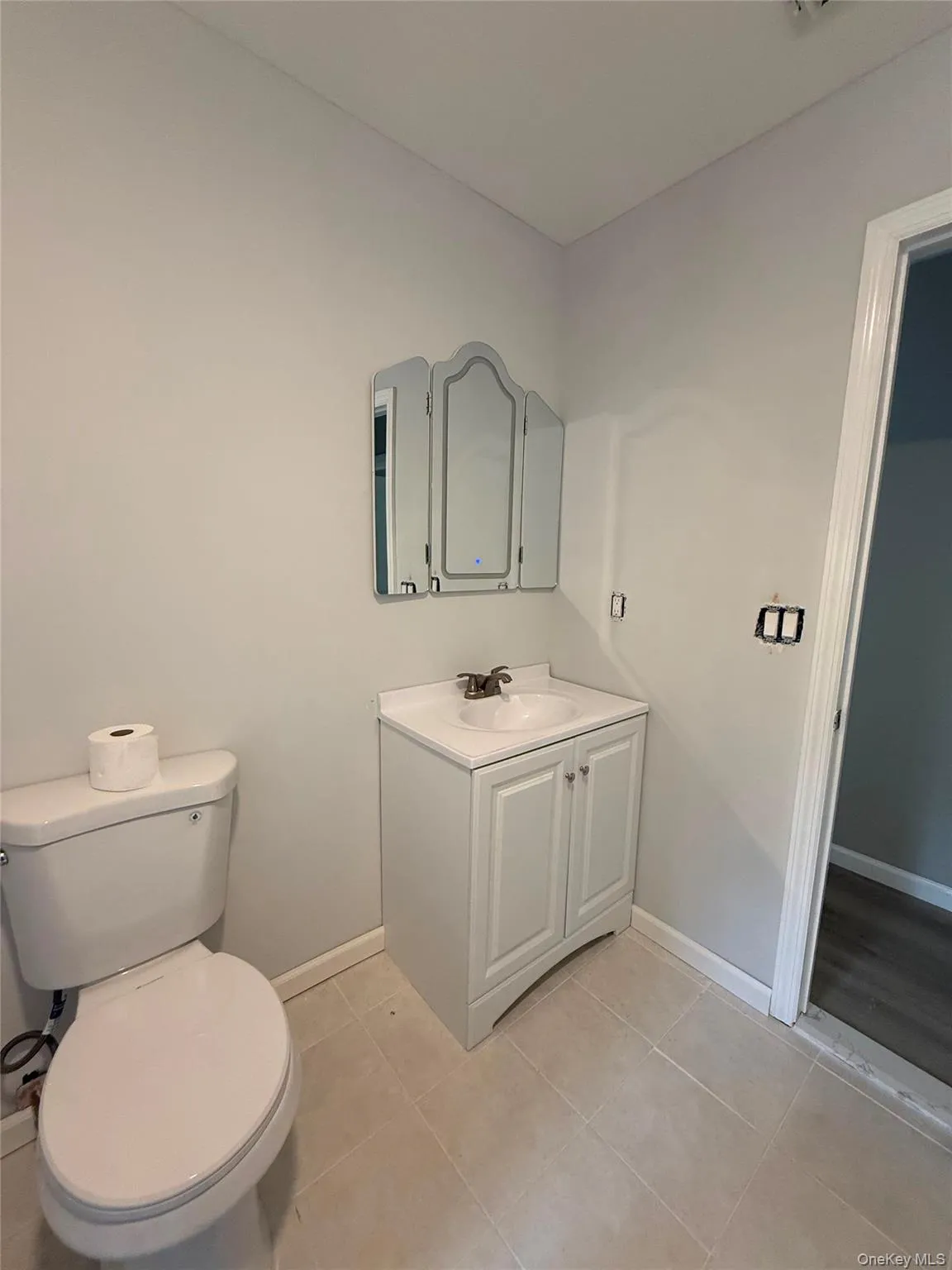 21 Astoria Road, Brookhaven, NY, 3 Bedrooms Bedrooms, 5 Rooms Rooms,1 BathroomBathrooms,Residential,For Rent,Astoria,0,1048803 21 Astoria Road, Brookhaven, NY, 3 Bedrooms Bedrooms, 5 Rooms Rooms,1 BathroomBathrooms,Residential,For Rent,Astoria,0,1048803