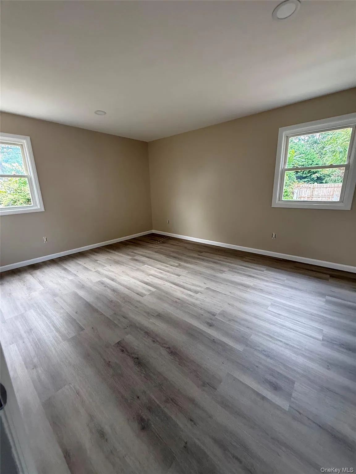 21 Astoria Road, Brookhaven, NY, 3 Bedrooms Bedrooms, 5 Rooms Rooms,1 BathroomBathrooms,Residential,For Rent,Astoria,0,1048803 21 Astoria Road, Brookhaven, NY, 3 Bedrooms Bedrooms, 5 Rooms Rooms,1 BathroomBathrooms,Residential,For Rent,Astoria,0,1048803
