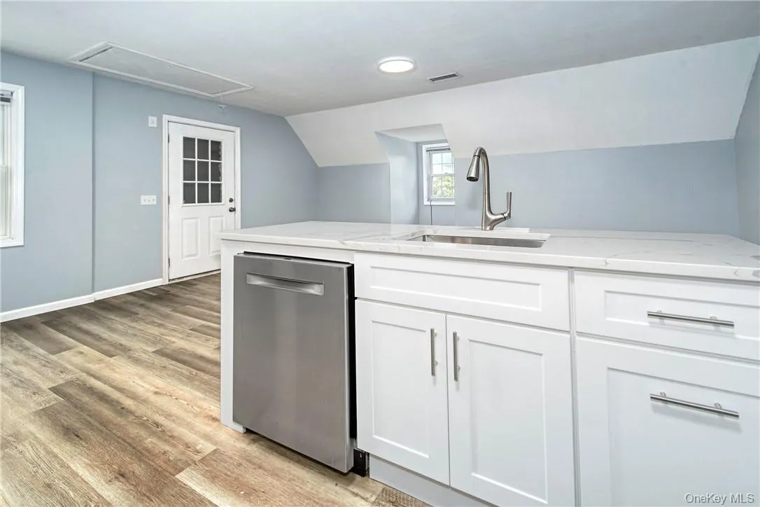 160 Park Avenue, Harrison, NY, 3 Bedroom Bedrooms, 5 Room Rooms,1 BathroomBathrooms,Residential Lease,For Rent,Park,0,1048806 160 Park Avenue, Harrison, NY, 3 Bedroom Bedrooms, 5 Room Rooms,1 BathroomBathrooms,Residential Lease,For Rent,Park,0,1048806