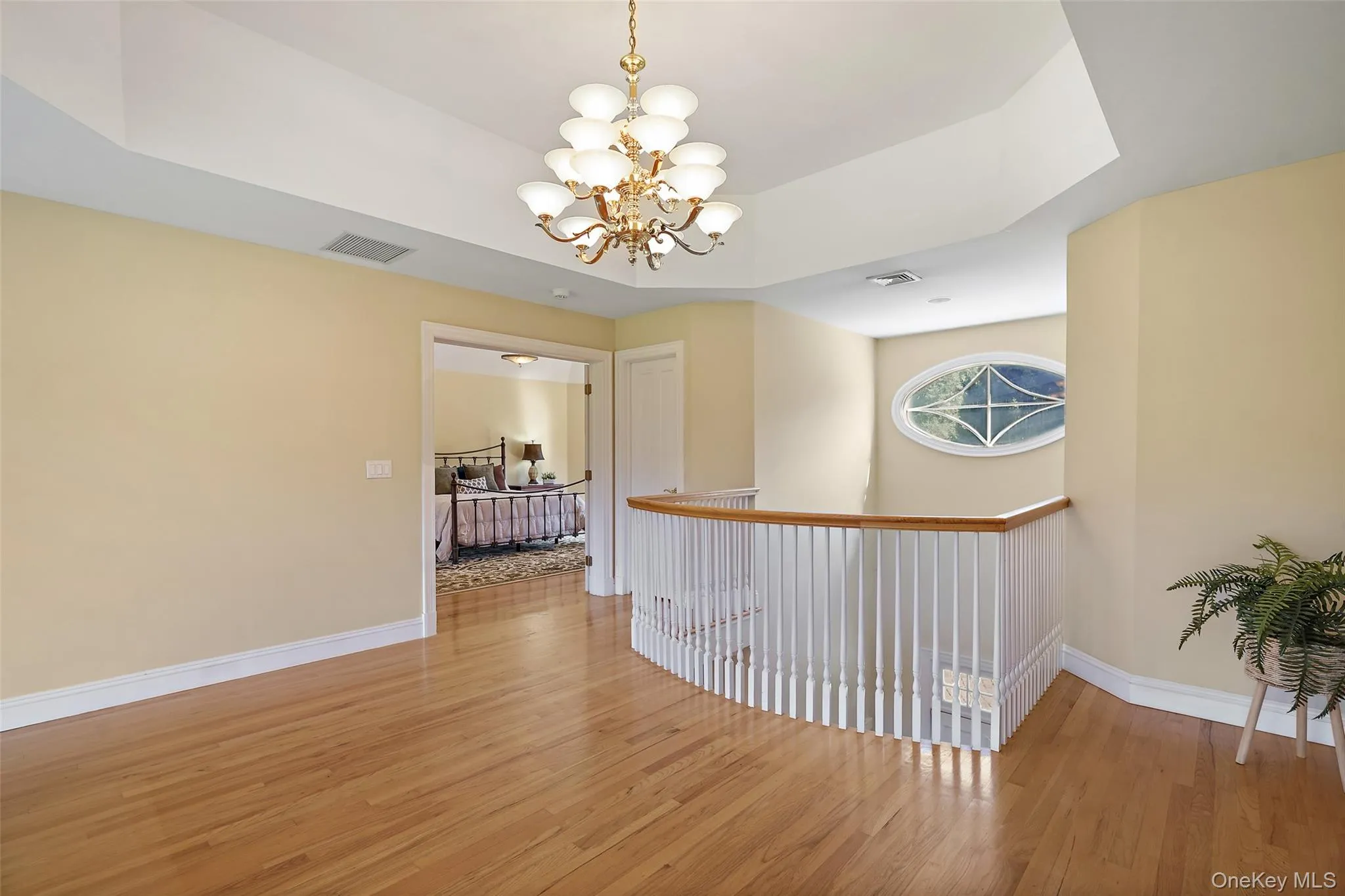 Huge landing that could be used for a sitting area. Huge landing that could be used for a sitting area.