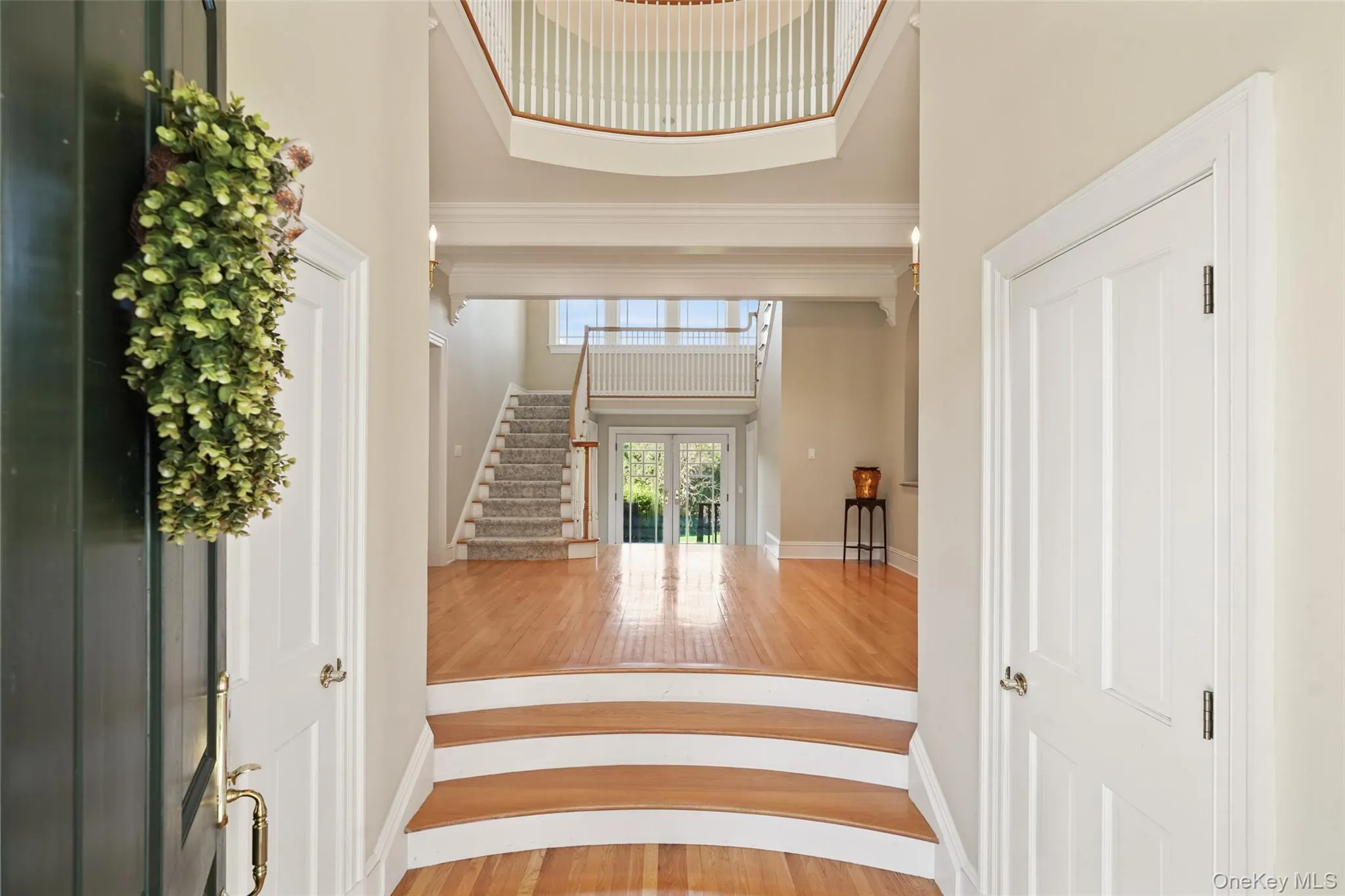 Stunning entry. Stunning entry.