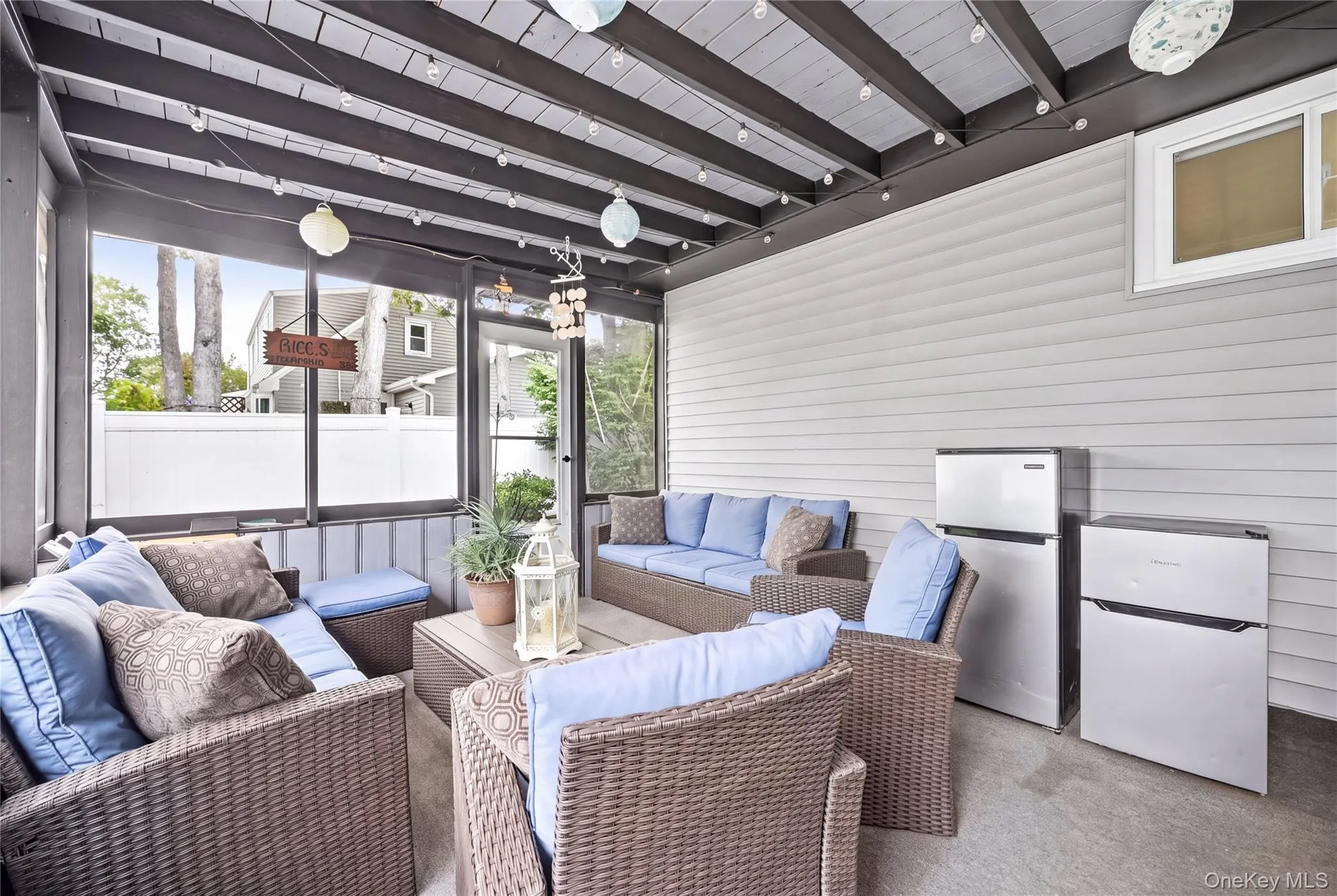 222 Jerusalem Avenue, Oyster Bay, NY, 4 Bedrooms Bedrooms, 9 Rooms Rooms,1 BathroomBathrooms,Residential,For Rent,Jerusalem,0,1048809 222 Jerusalem Avenue, Oyster Bay, NY, 4 Bedrooms Bedrooms, 9 Rooms Rooms,1 BathroomBathrooms,Residential,For Rent,Jerusalem,0,1048809