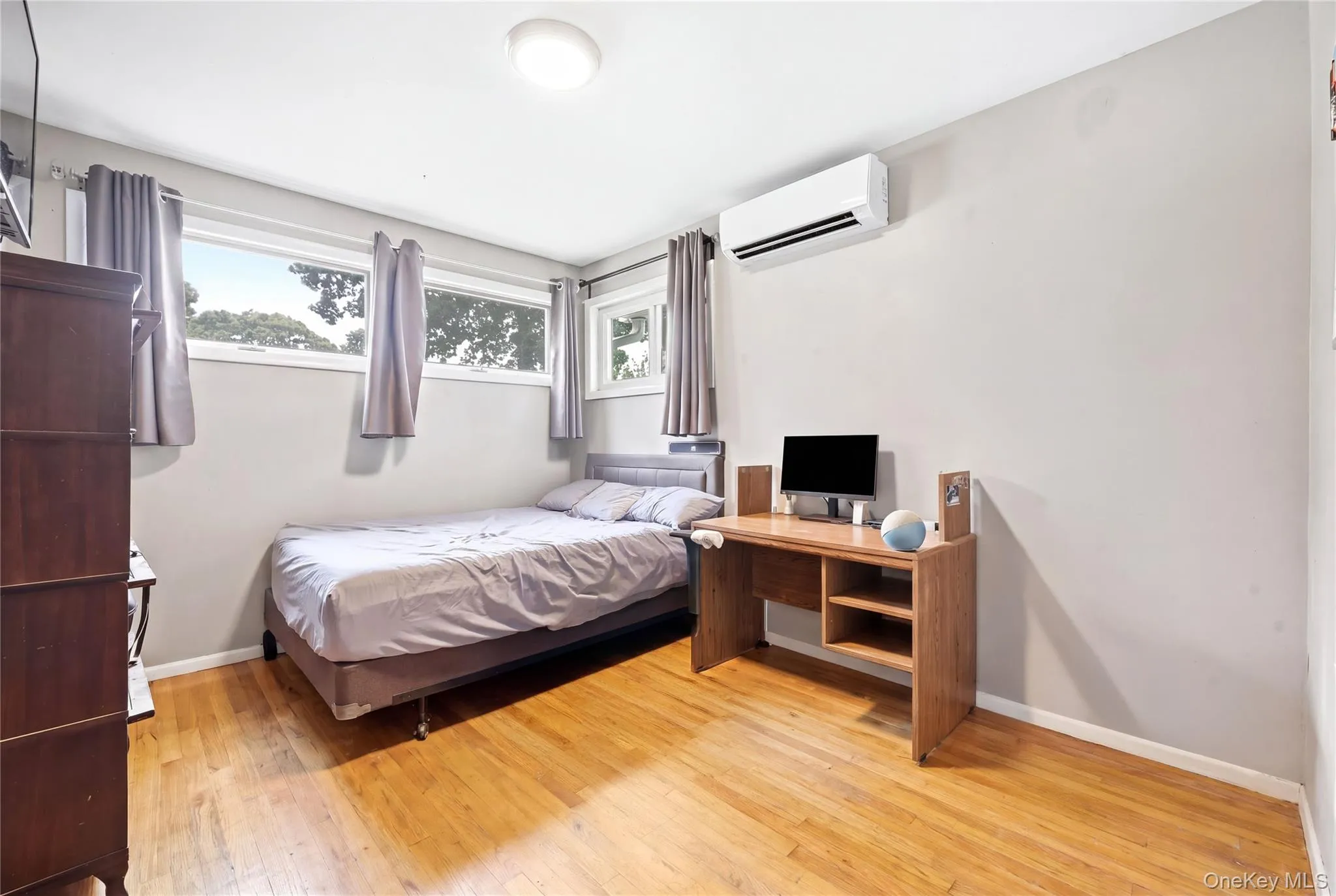 222 Jerusalem Avenue, Oyster Bay, NY, 4 Bedrooms Bedrooms, 9 Rooms Rooms,1 BathroomBathrooms,Residential,For Rent,Jerusalem,0,1048809 222 Jerusalem Avenue, Oyster Bay, NY, 4 Bedrooms Bedrooms, 9 Rooms Rooms,1 BathroomBathrooms,Residential,For Rent,Jerusalem,0,1048809