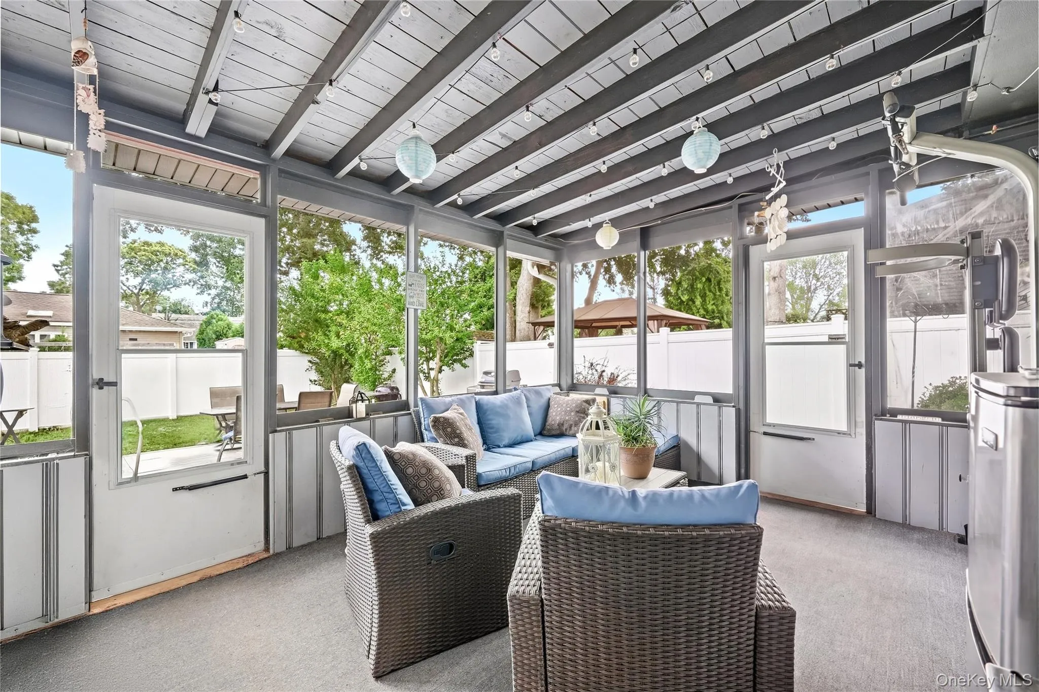 222 Jerusalem Avenue, Oyster Bay, NY, 4 Bedrooms Bedrooms, 9 Rooms Rooms,1 BathroomBathrooms,Residential,For Rent,Jerusalem,0,1048809 222 Jerusalem Avenue, Oyster Bay, NY, 4 Bedrooms Bedrooms, 9 Rooms Rooms,1 BathroomBathrooms,Residential,For Rent,Jerusalem,0,1048809