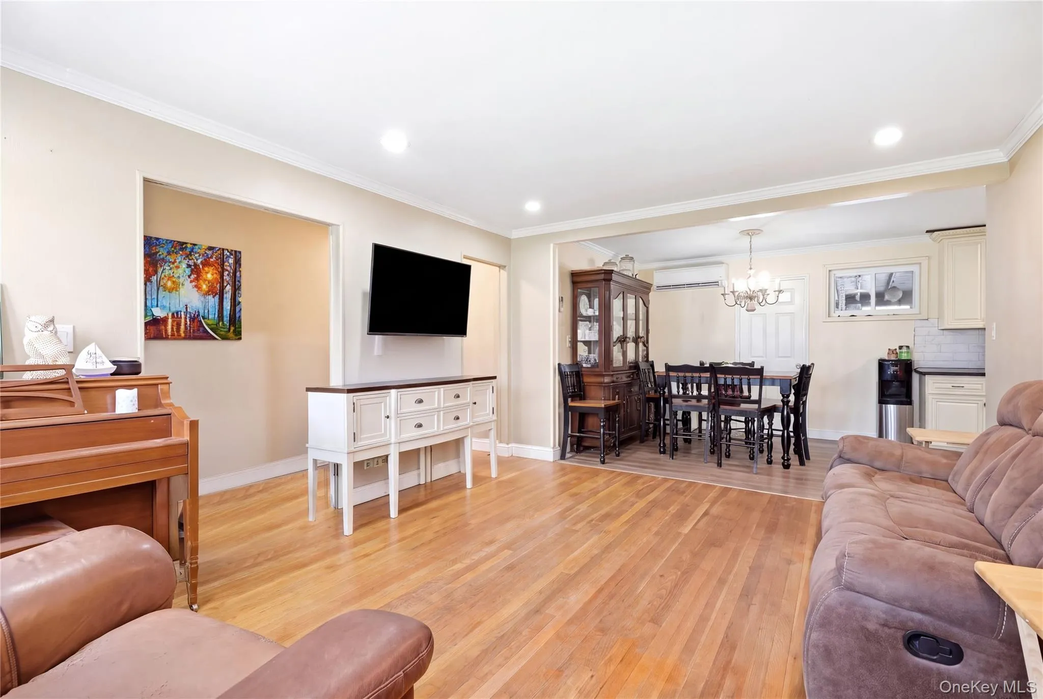 222 Jerusalem Avenue, Oyster Bay, NY, 4 Bedrooms Bedrooms, 9 Rooms Rooms,1 BathroomBathrooms,Residential,For Rent,Jerusalem,0,1048809 222 Jerusalem Avenue, Oyster Bay, NY, 4 Bedrooms Bedrooms, 9 Rooms Rooms,1 BathroomBathrooms,Residential,For Rent,Jerusalem,0,1048809