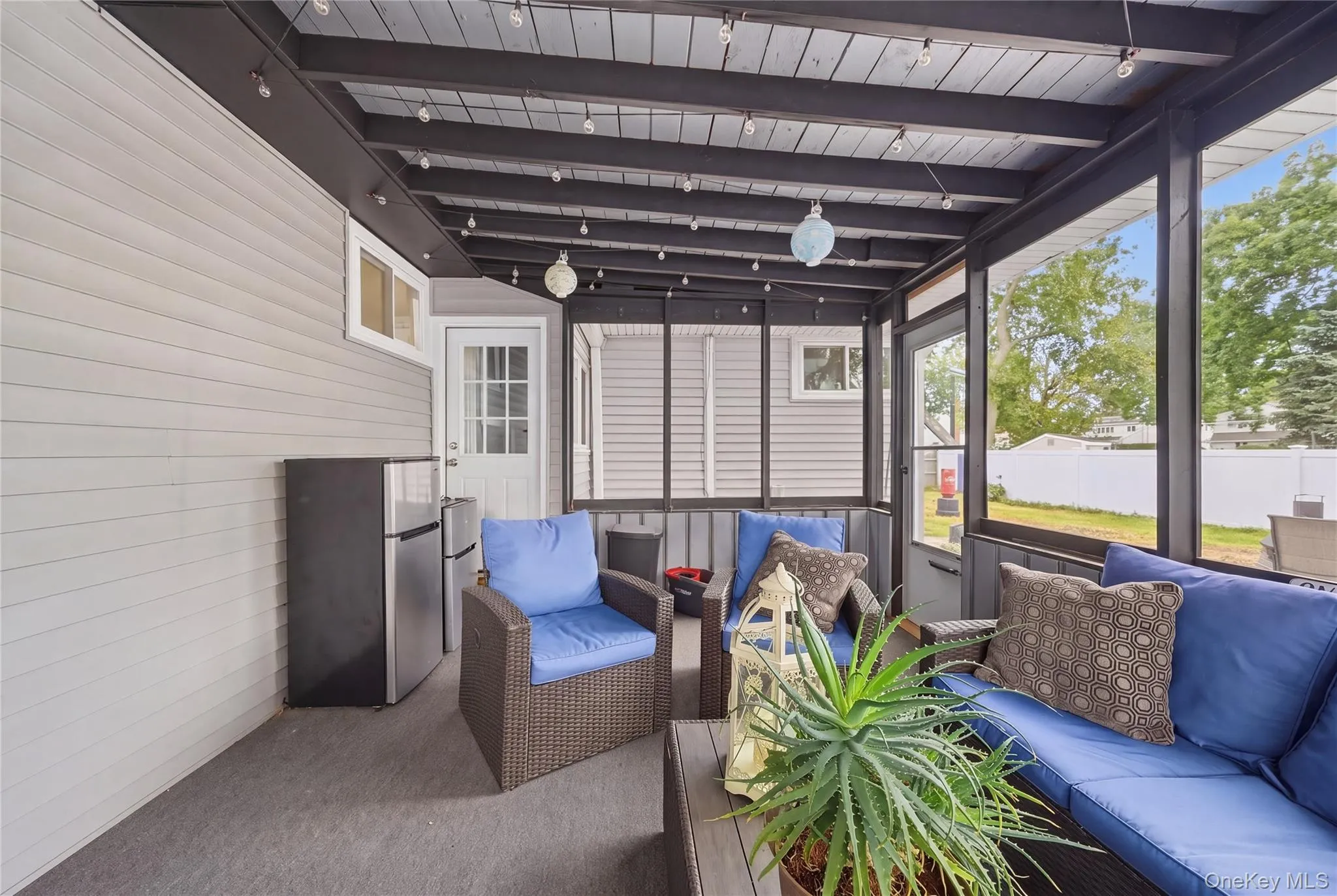 222 Jerusalem Avenue, Oyster Bay, NY, 4 Bedrooms Bedrooms, 9 Rooms Rooms,1 BathroomBathrooms,Residential,For Rent,Jerusalem,0,1048809 222 Jerusalem Avenue, Oyster Bay, NY, 4 Bedrooms Bedrooms, 9 Rooms Rooms,1 BathroomBathrooms,Residential,For Rent,Jerusalem,0,1048809