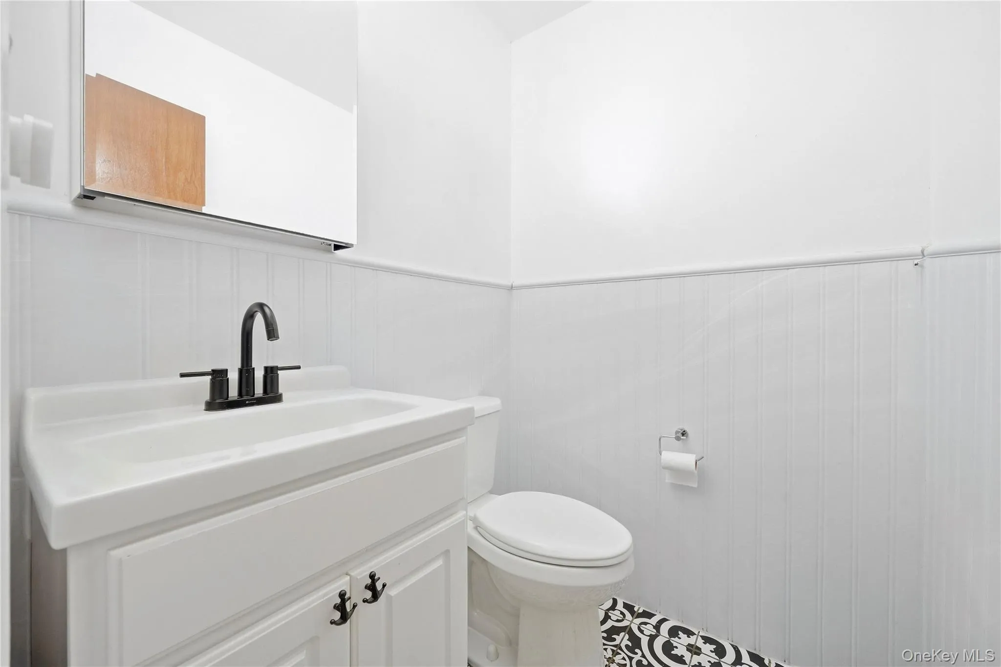 222 Jerusalem Avenue, Oyster Bay, NY, 4 Bedrooms Bedrooms, 9 Rooms Rooms,1 BathroomBathrooms,Residential,For Rent,Jerusalem,0,1048809 222 Jerusalem Avenue, Oyster Bay, NY, 4 Bedrooms Bedrooms, 9 Rooms Rooms,1 BathroomBathrooms,Residential,For Rent,Jerusalem,0,1048809