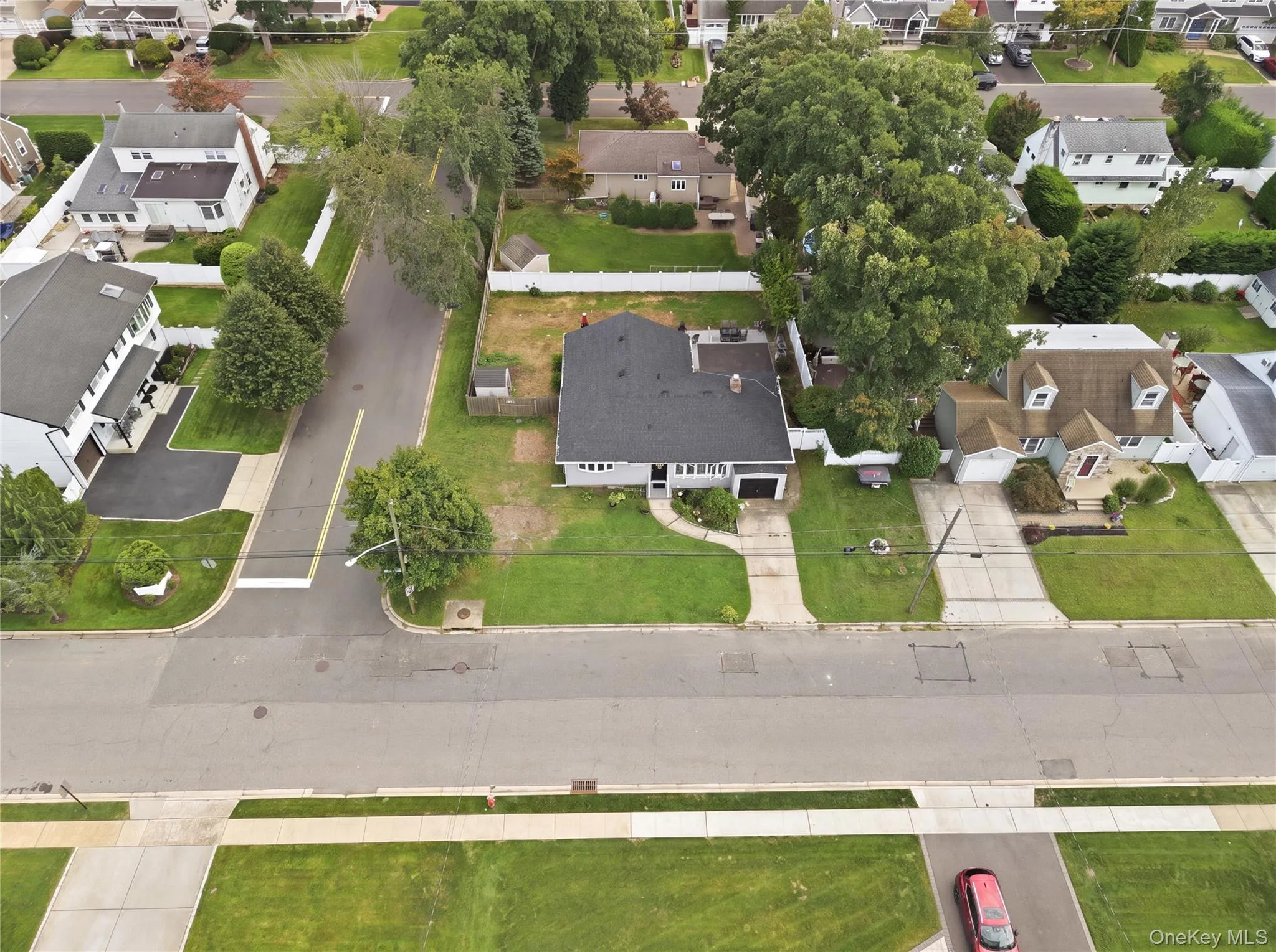 222 Jerusalem Avenue, Oyster Bay, NY, 4 Bedrooms Bedrooms, 9 Rooms Rooms,1 BathroomBathrooms,Residential,For Rent,Jerusalem,0,1048809 222 Jerusalem Avenue, Oyster Bay, NY, 4 Bedrooms Bedrooms, 9 Rooms Rooms,1 BathroomBathrooms,Residential,For Rent,Jerusalem,0,1048809