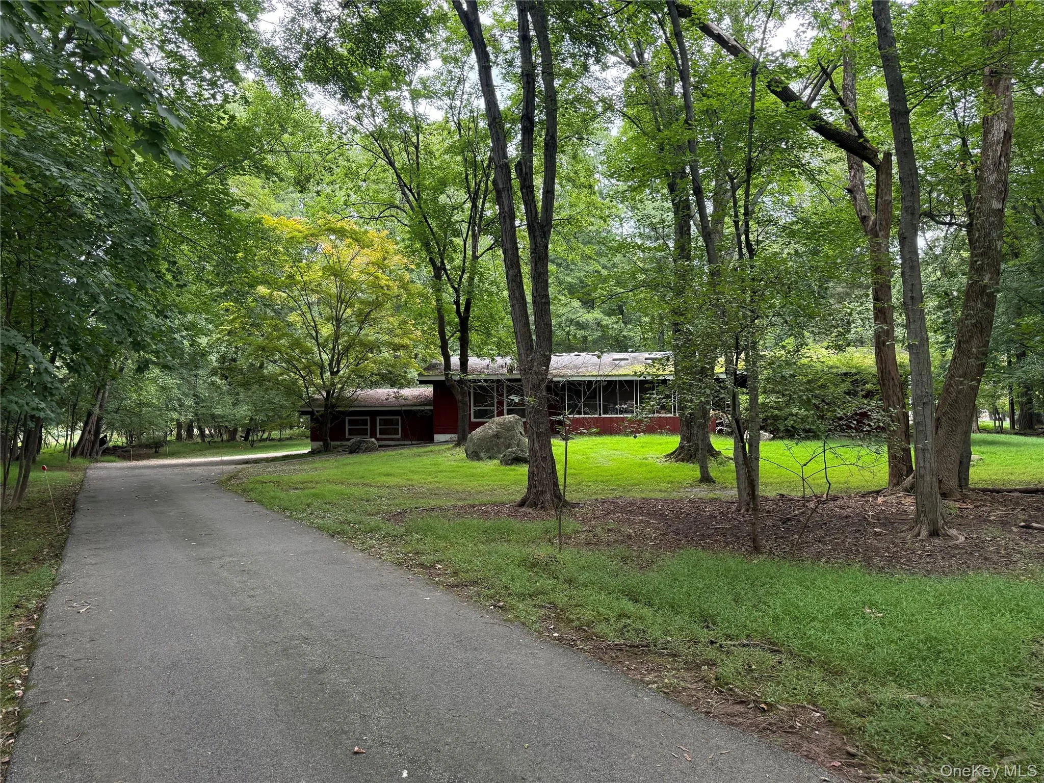 140 Parrott Road, Clarkstown, NY, 3 Bedrooms Bedrooms, 8 Rooms Rooms,2 BathroomsBathrooms,Residential,For Rent,Parrott,0,1048817 140 Parrott Road, Clarkstown, NY, 3 Bedrooms Bedrooms, 8 Rooms Rooms,2 BathroomsBathrooms,Residential,For Rent,Parrott,0,1048817