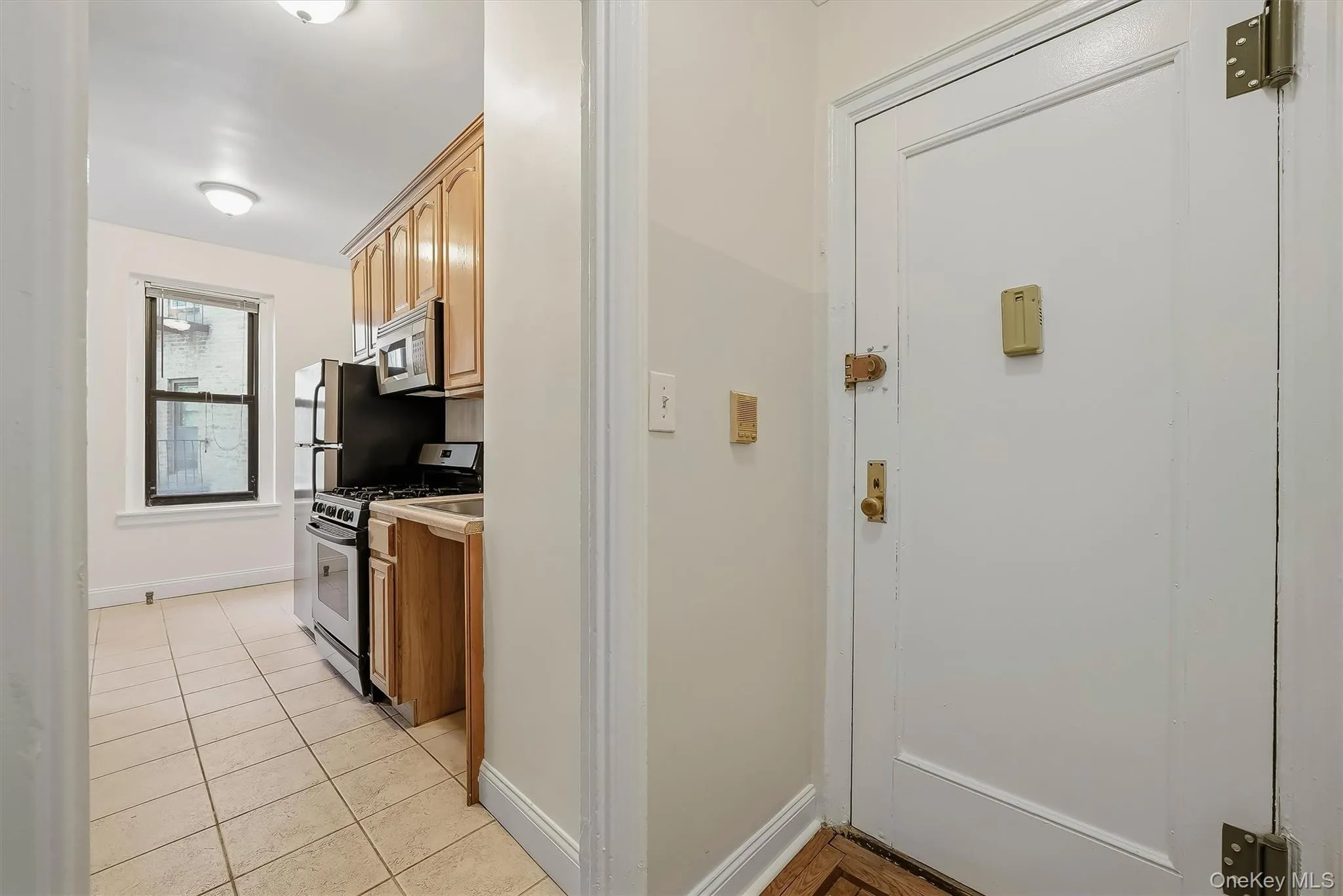 43 Calton Road, New Rochelle, NY, 1 Bedroom Bedrooms, 3 Rooms Rooms,1 BathroomBathrooms,Residential,For Rent,Calton,0,1048818 43 Calton Road, New Rochelle, NY, 1 Bedroom Bedrooms, 3 Rooms Rooms,1 BathroomBathrooms,Residential,For Rent,Calton,0,1048818