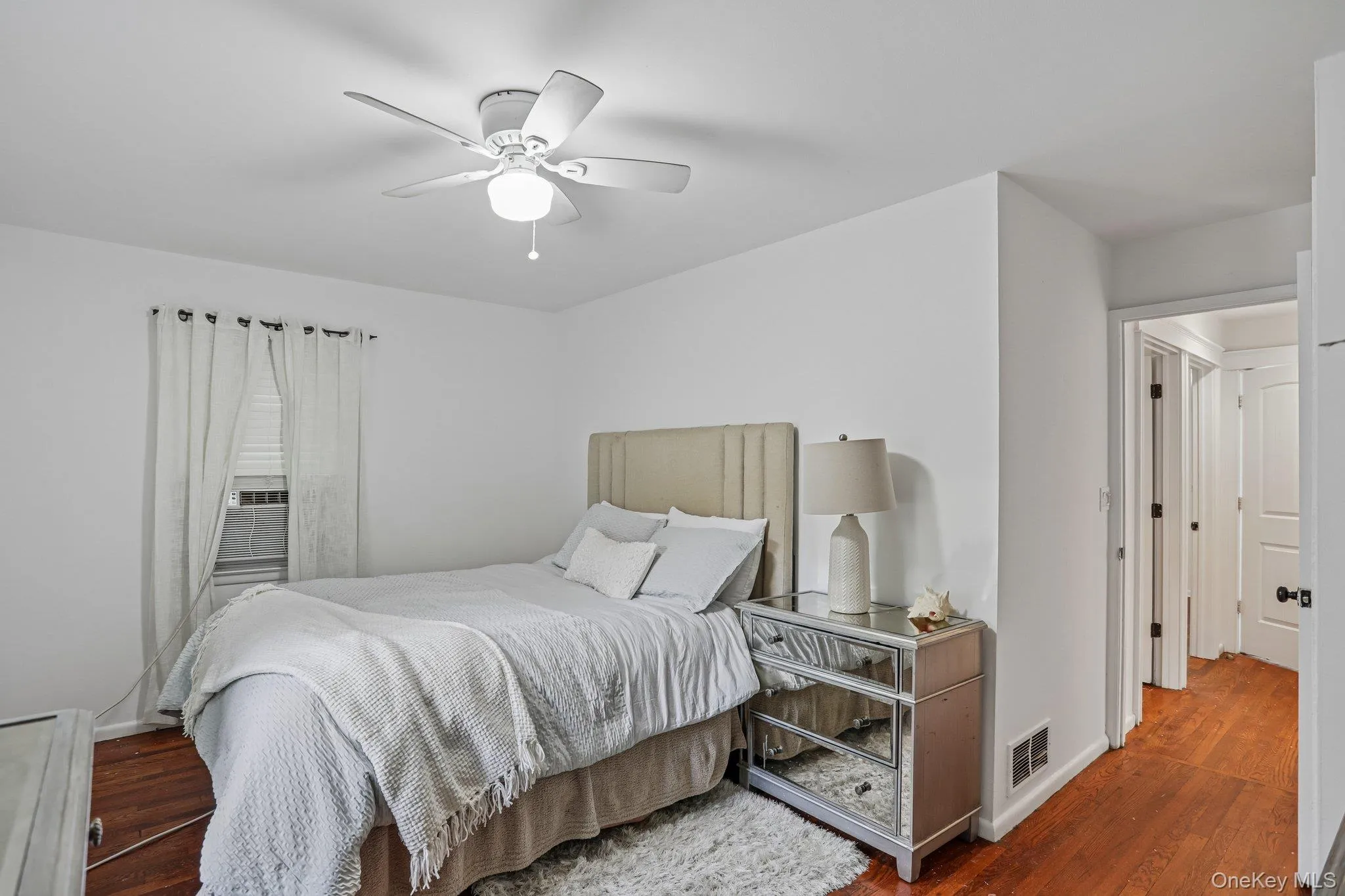 1 Brentwood Drive, Mount Pleasant, NY, 3 Bedrooms Bedrooms, 5 Rooms Rooms,1 BathroomBathrooms,Residential,For Rent,Brentwood,0,1048822 1 Brentwood Drive, Mount Pleasant, NY, 3 Bedrooms Bedrooms, 5 Rooms Rooms,1 BathroomBathrooms,Residential,For Rent,Brentwood,0,1048822