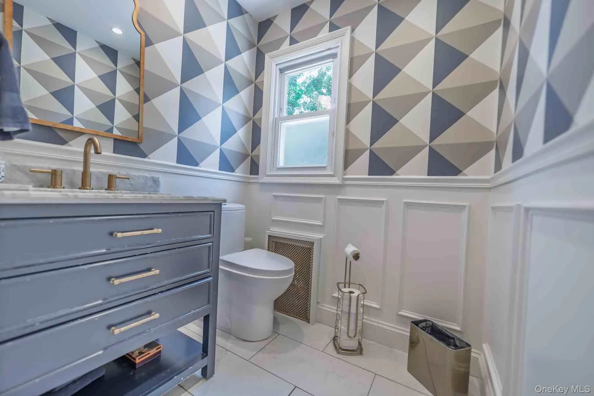 2 Ike Place, Hempstead, NY, 4 Bedrooms Bedrooms, 11 Rooms Rooms,3 BathroomsBathrooms,Residential,For Rent,Ike,0,1048827 2 Ike Place, Hempstead, NY, 4 Bedrooms Bedrooms, 11 Rooms Rooms,3 BathroomsBathrooms,Residential,For Rent,Ike,0,1048827