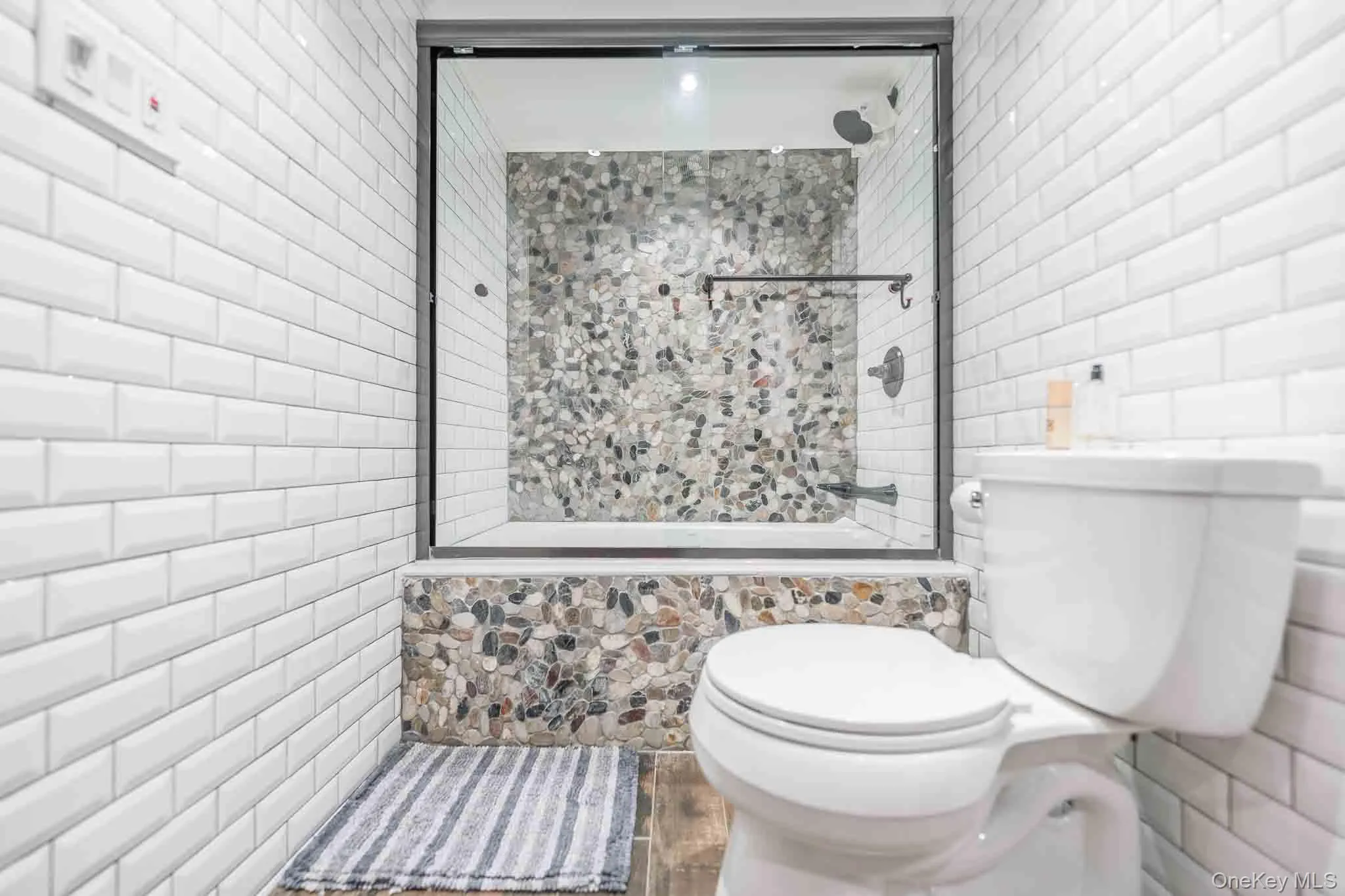 2 Ike Place, Hempstead, NY, 4 Bedrooms Bedrooms, 11 Rooms Rooms,3 BathroomsBathrooms,Residential,For Rent,Ike,0,1048827 2 Ike Place, Hempstead, NY, 4 Bedrooms Bedrooms, 11 Rooms Rooms,3 BathroomsBathrooms,Residential,For Rent,Ike,0,1048827