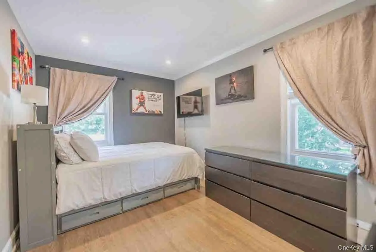 2 Ike Place, Hempstead, NY, 4 Bedrooms Bedrooms, 11 Rooms Rooms,3 BathroomsBathrooms,Residential,For Rent,Ike,0,1048827 2 Ike Place, Hempstead, NY, 4 Bedrooms Bedrooms, 11 Rooms Rooms,3 BathroomsBathrooms,Residential,For Rent,Ike,0,1048827