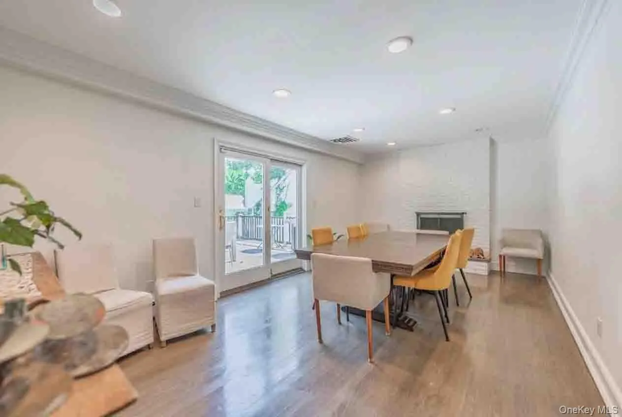 2 Ike Place, Hempstead, NY, 4 Bedrooms Bedrooms, 11 Rooms Rooms,3 BathroomsBathrooms,Residential,For Rent,Ike,0,1048827 2 Ike Place, Hempstead, NY, 4 Bedrooms Bedrooms, 11 Rooms Rooms,3 BathroomsBathrooms,Residential,For Rent,Ike,0,1048827