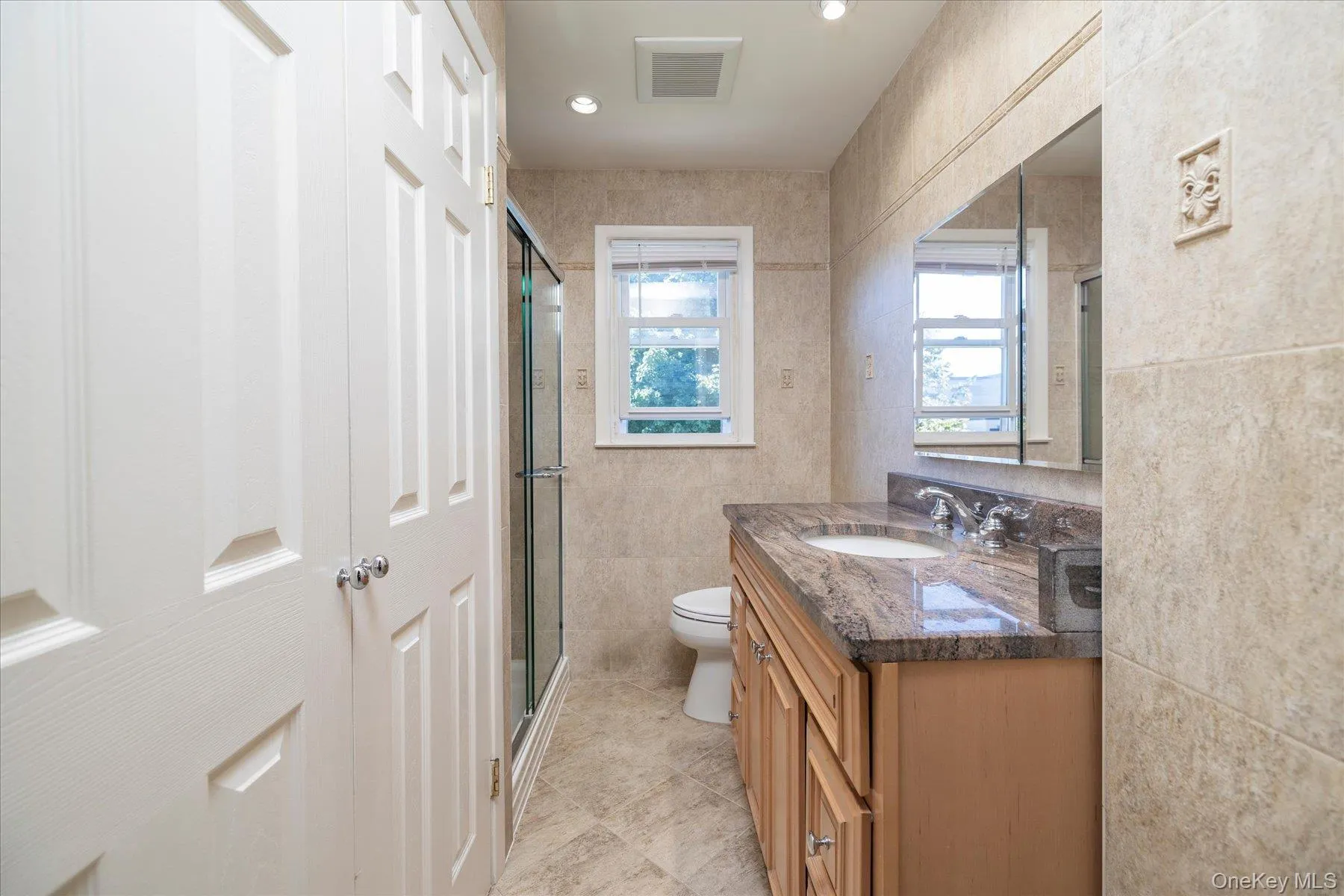 129 Arlyn Drive, Oyster Bay, NY, 5 Bedrooms Bedrooms, 9 Rooms Rooms,2 BathroomsBathrooms,Residential,For Rent,Arlyn,0,1048828 129 Arlyn Drive, Oyster Bay, NY, 5 Bedrooms Bedrooms, 9 Rooms Rooms,2 BathroomsBathrooms,Residential,For Rent,Arlyn,0,1048828