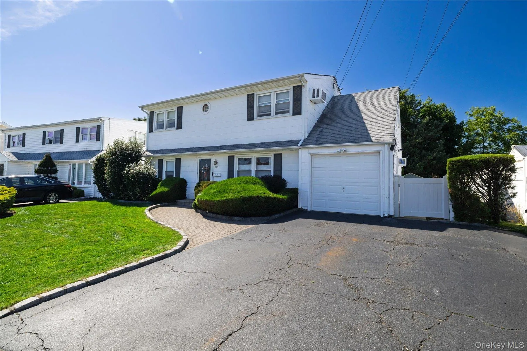 129 Arlyn Drive, Oyster Bay, NY, 5 Bedrooms Bedrooms, 9 Rooms Rooms,2 BathroomsBathrooms,Residential,For Rent,Arlyn,0,1048828 129 Arlyn Drive, Oyster Bay, NY, 5 Bedrooms Bedrooms, 9 Rooms Rooms,2 BathroomsBathrooms,Residential,For Rent,Arlyn,0,1048828