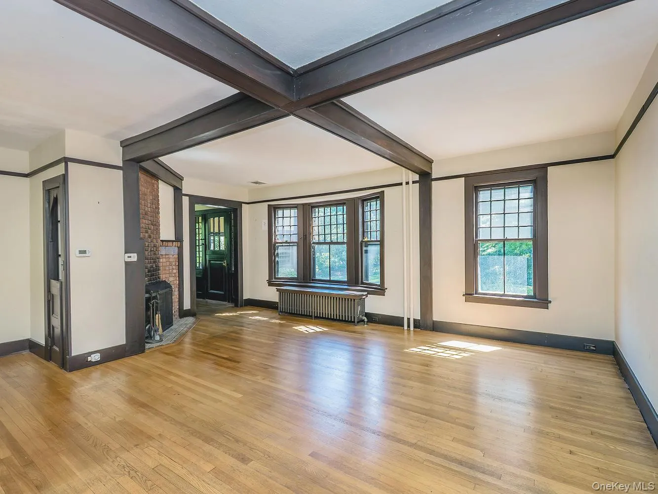 230 Littleworth Lane, Oyster Bay, NY, 4 Bedrooms Bedrooms, 11 Rooms Rooms,1 BathroomBathrooms,Residential,For Rent,Littleworth,0,1048833 230 Littleworth Lane, Oyster Bay, NY, 4 Bedrooms Bedrooms, 11 Rooms Rooms,1 BathroomBathrooms,Residential,For Rent,Littleworth,0,1048833