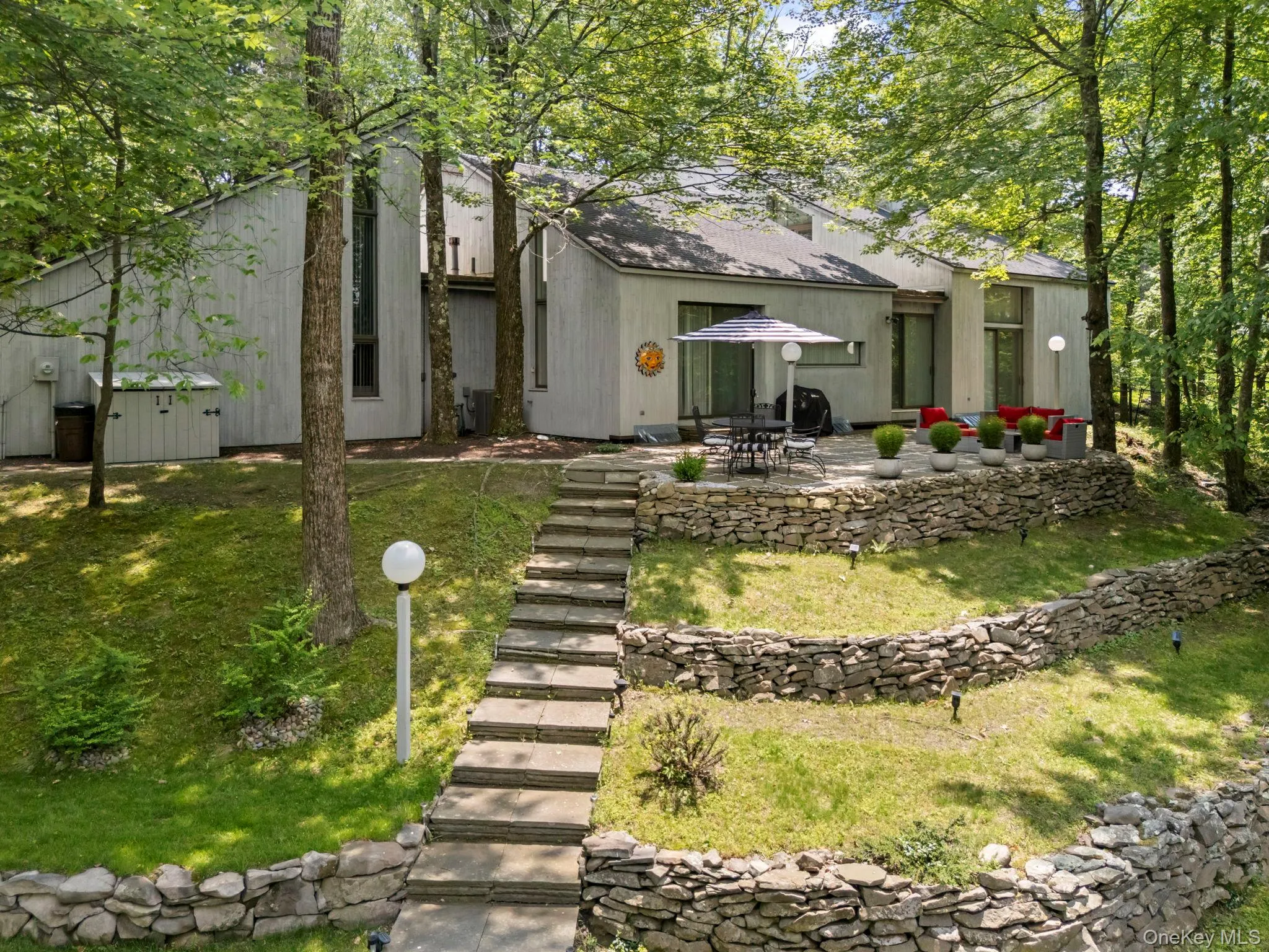 19-21 Lincoln Terrace, Middletown, NY, 4 Bedrooms Bedrooms, 12 Rooms Rooms,2 BathroomsBathrooms,Residential,For Rent,Lincoln,0,1048837 19-21 Lincoln Terrace, Middletown, NY, 4 Bedrooms Bedrooms, 12 Rooms Rooms,2 BathroomsBathrooms,Residential,For Rent,Lincoln,0,1048837