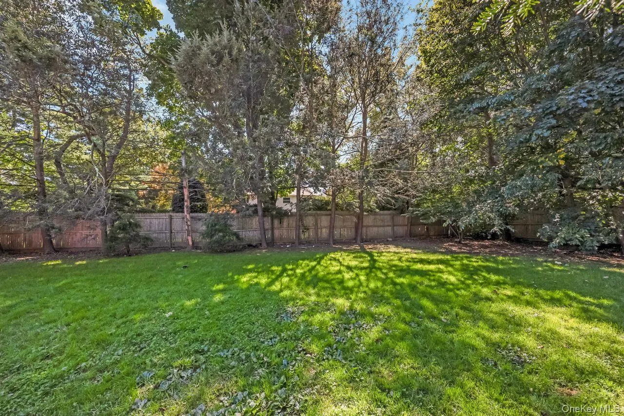 16 Wendy Lane, Huntington, NY, 5 Bedrooms Bedrooms, 9 Rooms Rooms,3 BathroomsBathrooms,Residential,For Rent,Wendy,0,1048838 16 Wendy Lane, Huntington, NY, 5 Bedrooms Bedrooms, 9 Rooms Rooms,3 BathroomsBathrooms,Residential,For Rent,Wendy,0,1048838