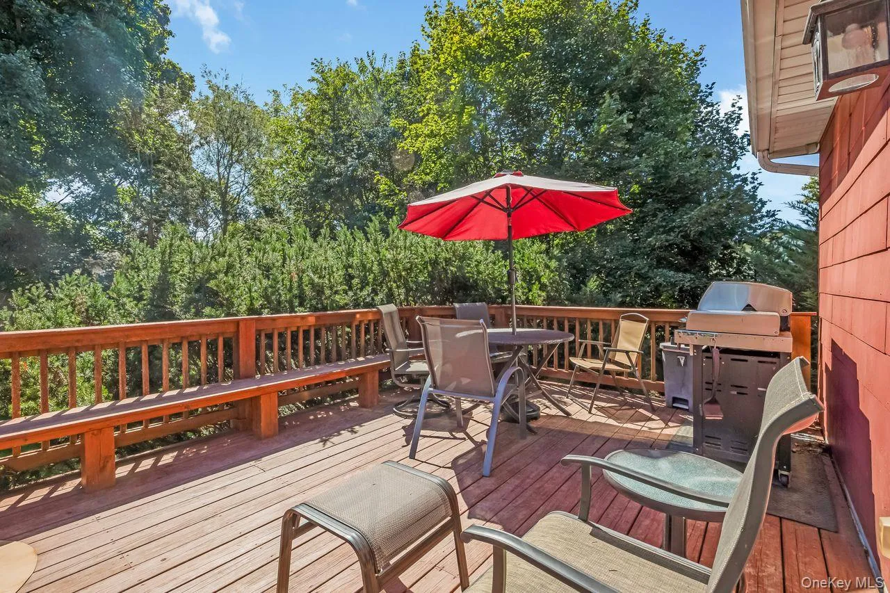 Upper level deck access from kitchen Upper level deck access from kitchen