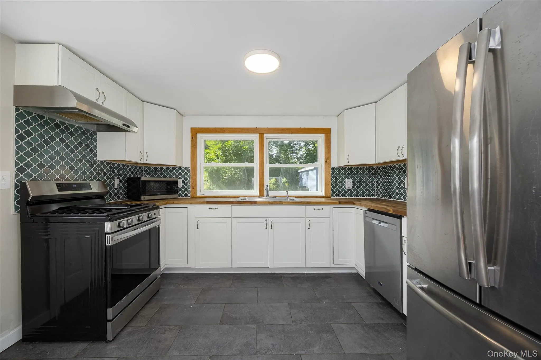 4 Stoley Lane, Saugerties, NY, 3 Bedrooms Bedrooms, 6 Rooms Rooms,2 BathroomsBathrooms,Residential,For Rent,Stoley,0,1048840 4 Stoley Lane, Saugerties, NY, 3 Bedrooms Bedrooms, 6 Rooms Rooms,2 BathroomsBathrooms,Residential,For Rent,Stoley,0,1048840
