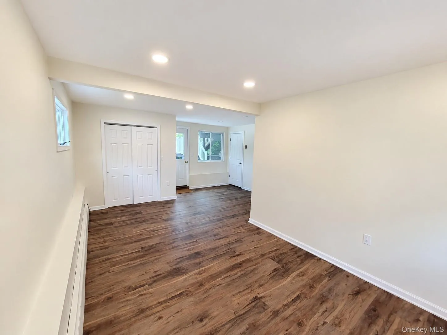 22 Brian Drive, Islip, NY, 5 Bedrooms Bedrooms, 10 Rooms Rooms,2 BathroomsBathrooms,Residential,For Rent,Brian,0,1048847 22 Brian Drive, Islip, NY, 5 Bedrooms Bedrooms, 10 Rooms Rooms,2 BathroomsBathrooms,Residential,For Rent,Brian,0,1048847