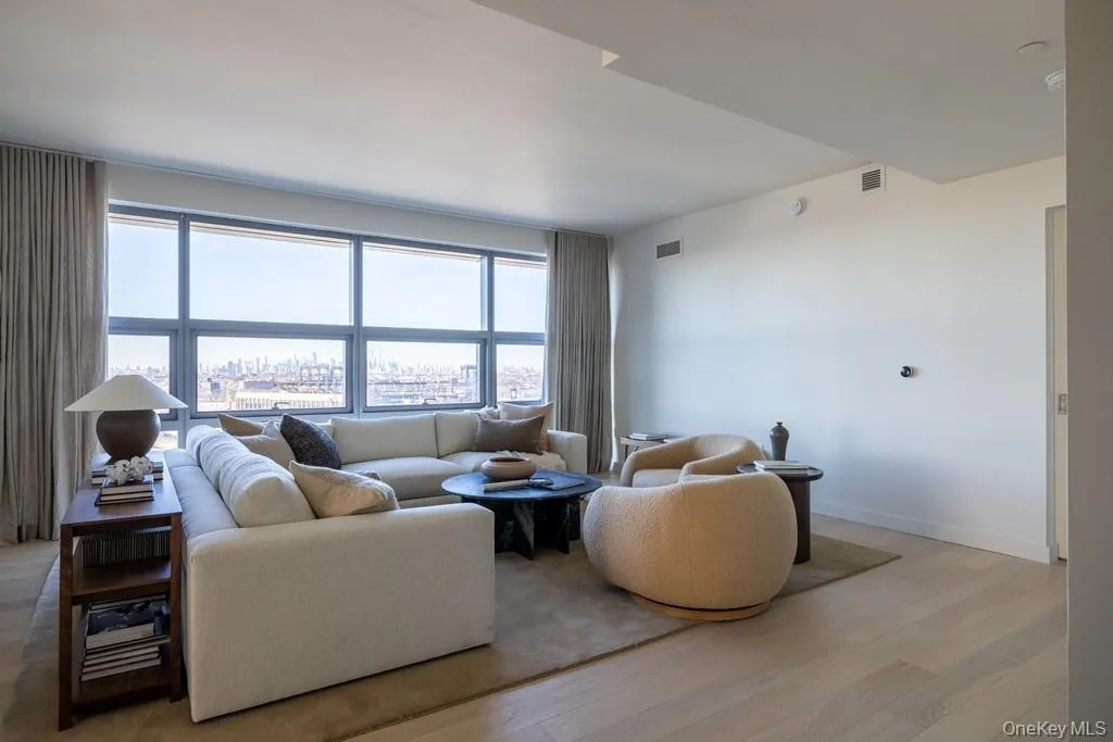 131-01 40th Road, New York, NY, 3 Bedrooms Bedrooms, 8 Rooms Rooms,3 BathroomsBathrooms,Residential Lease,For Rent,40th,0,1048852 131-01 40th Road, New York, NY, 3 Bedrooms Bedrooms, 8 Rooms Rooms,3 BathroomsBathrooms,Residential Lease,For Rent,40th,0,1048852