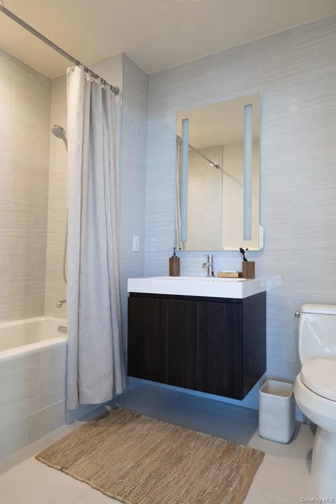 131-01 40th Road, New York, NY, 3 Bedrooms Bedrooms, 8 Rooms Rooms,3 BathroomsBathrooms,Residential Lease,For Rent,40th,0,1048852 131-01 40th Road, New York, NY, 3 Bedrooms Bedrooms, 8 Rooms Rooms,3 BathroomsBathrooms,Residential Lease,For Rent,40th,0,1048852