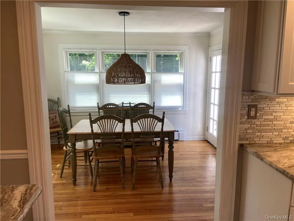17 Harriman Avenue, Ramapo, NY, 2 Bedrooms Bedrooms, 6 Rooms Rooms,1 BathroomBathrooms,Residential Lease,For Rent,Harriman,0,1048855 17 Harriman Avenue, Ramapo, NY, 2 Bedrooms Bedrooms, 6 Rooms Rooms,1 BathroomBathrooms,Residential Lease,For Rent,Harriman,0,1048855