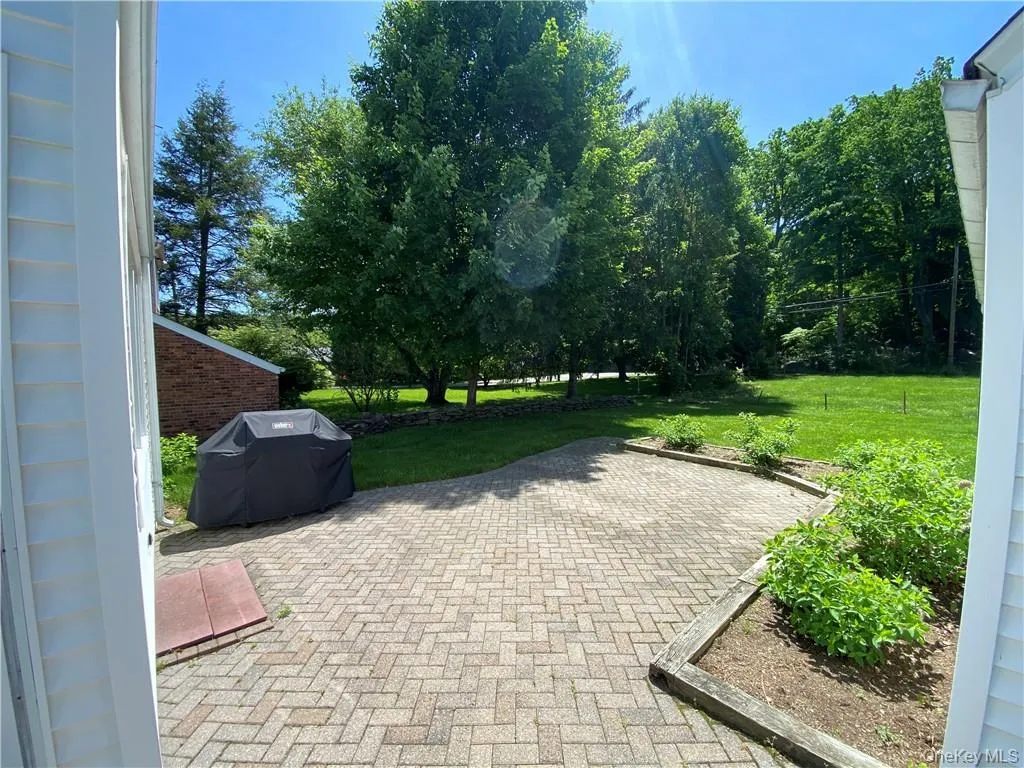 17 Harriman Avenue, Ramapo, NY, 2 Bedrooms Bedrooms, 6 Rooms Rooms,1 BathroomBathrooms,Residential Lease,For Rent,Harriman,0,1048855 17 Harriman Avenue, Ramapo, NY, 2 Bedrooms Bedrooms, 6 Rooms Rooms,1 BathroomBathrooms,Residential Lease,For Rent,Harriman,0,1048855